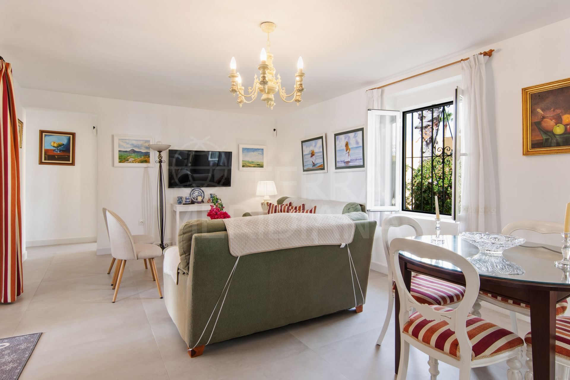 Villa in Puerto Romano, Estepona
