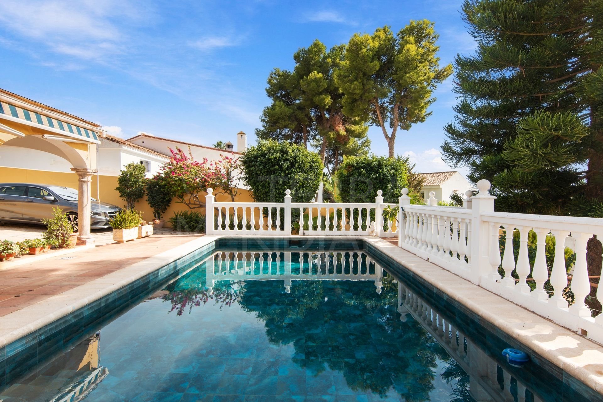 Villa in Puerto Romano, Estepona