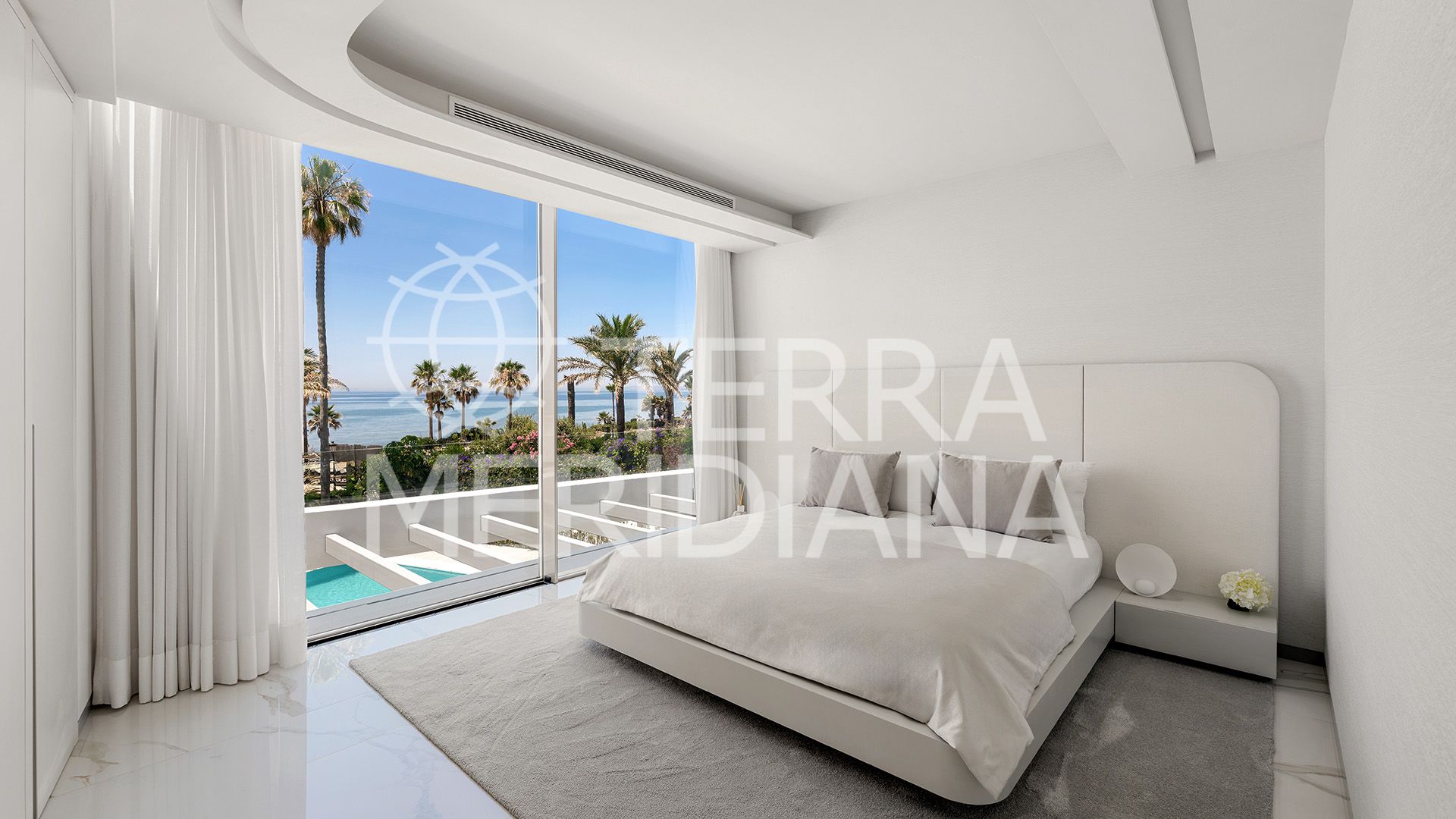 Villa in Los Monteros Playa, Marbella
