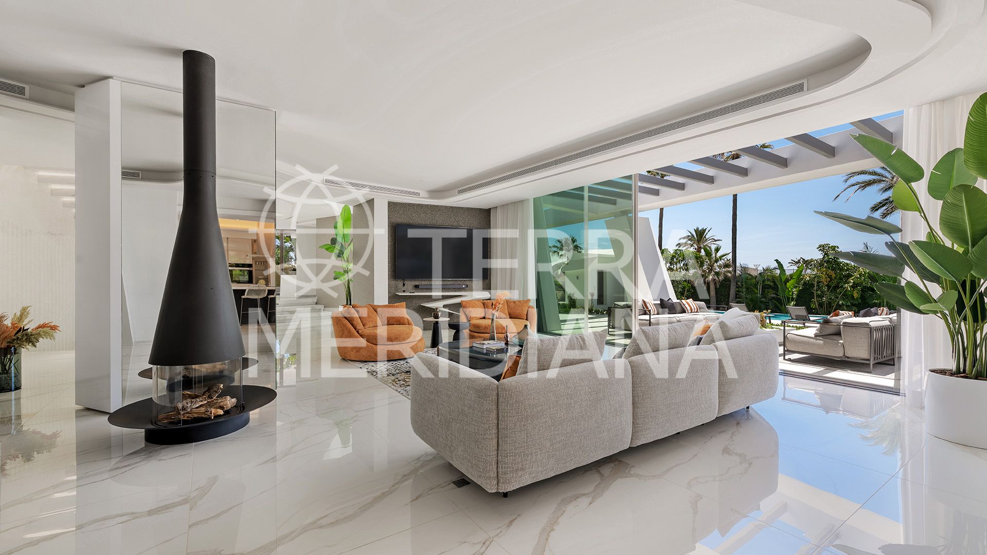 Villa in Los Monteros Playa, Marbella