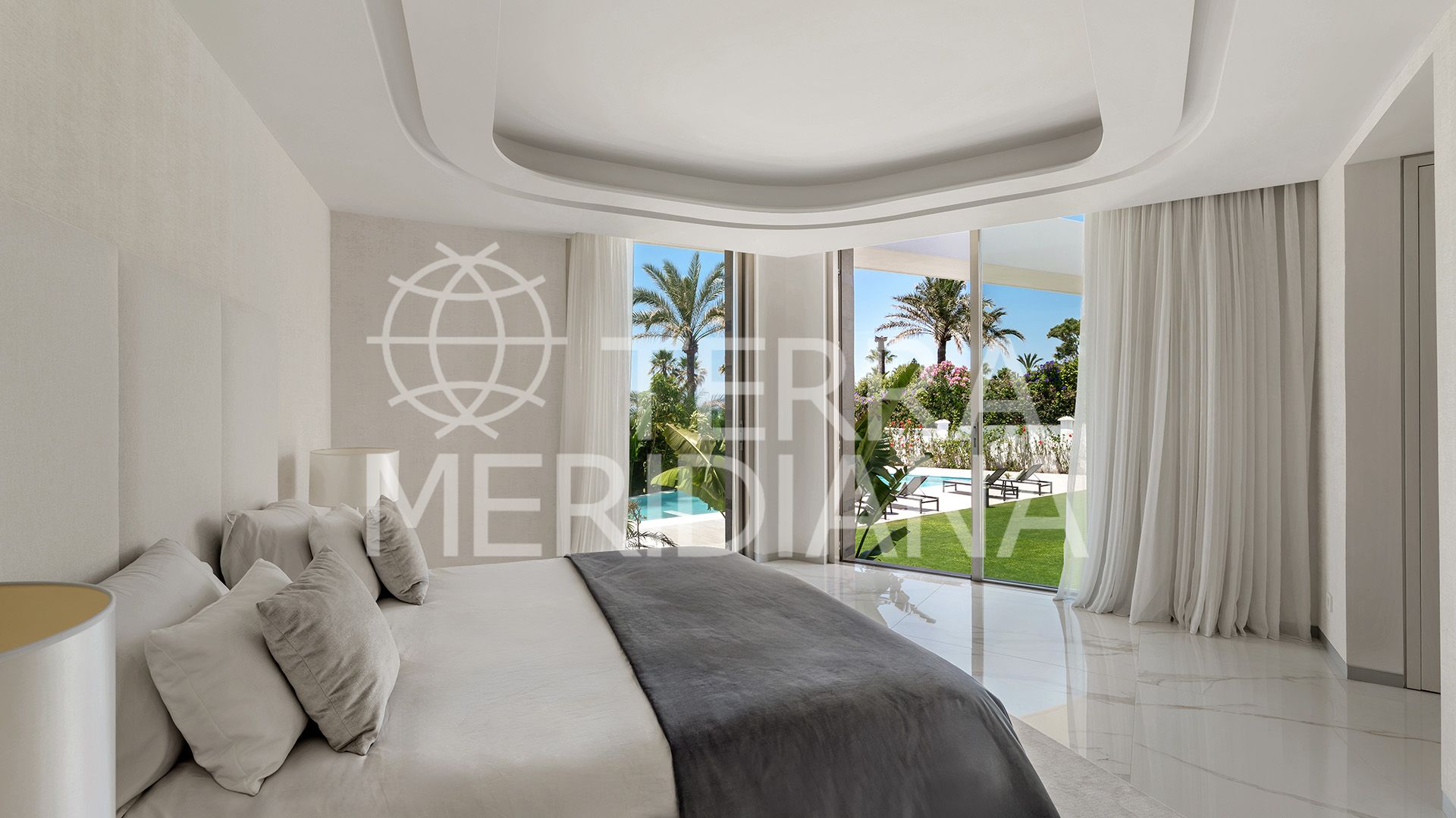 Villa in Los Monteros Playa, Marbella