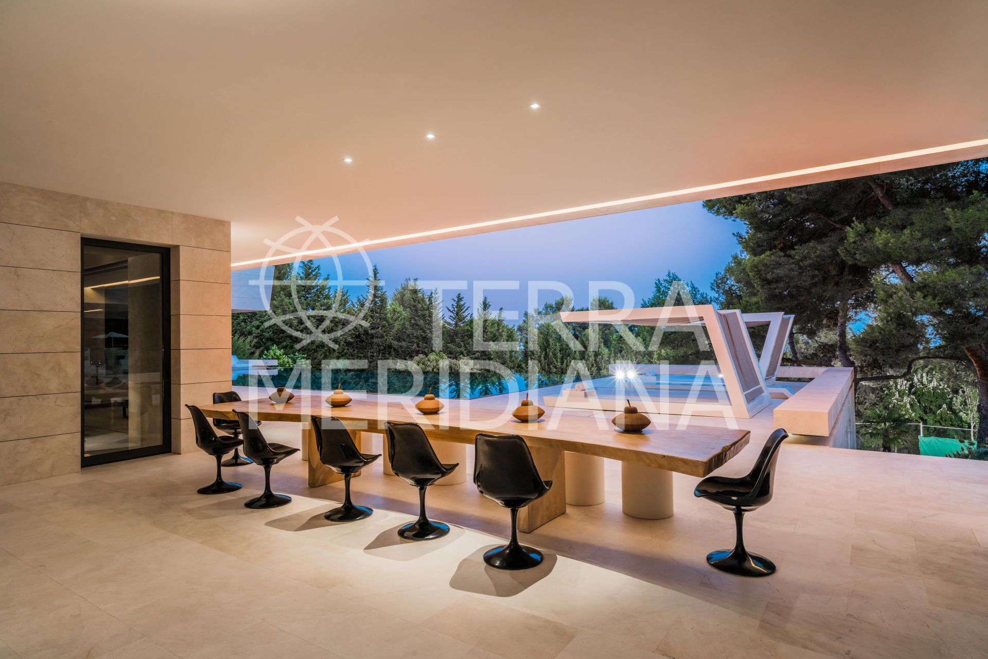 Villa in Cascada de Camojan, Marbella