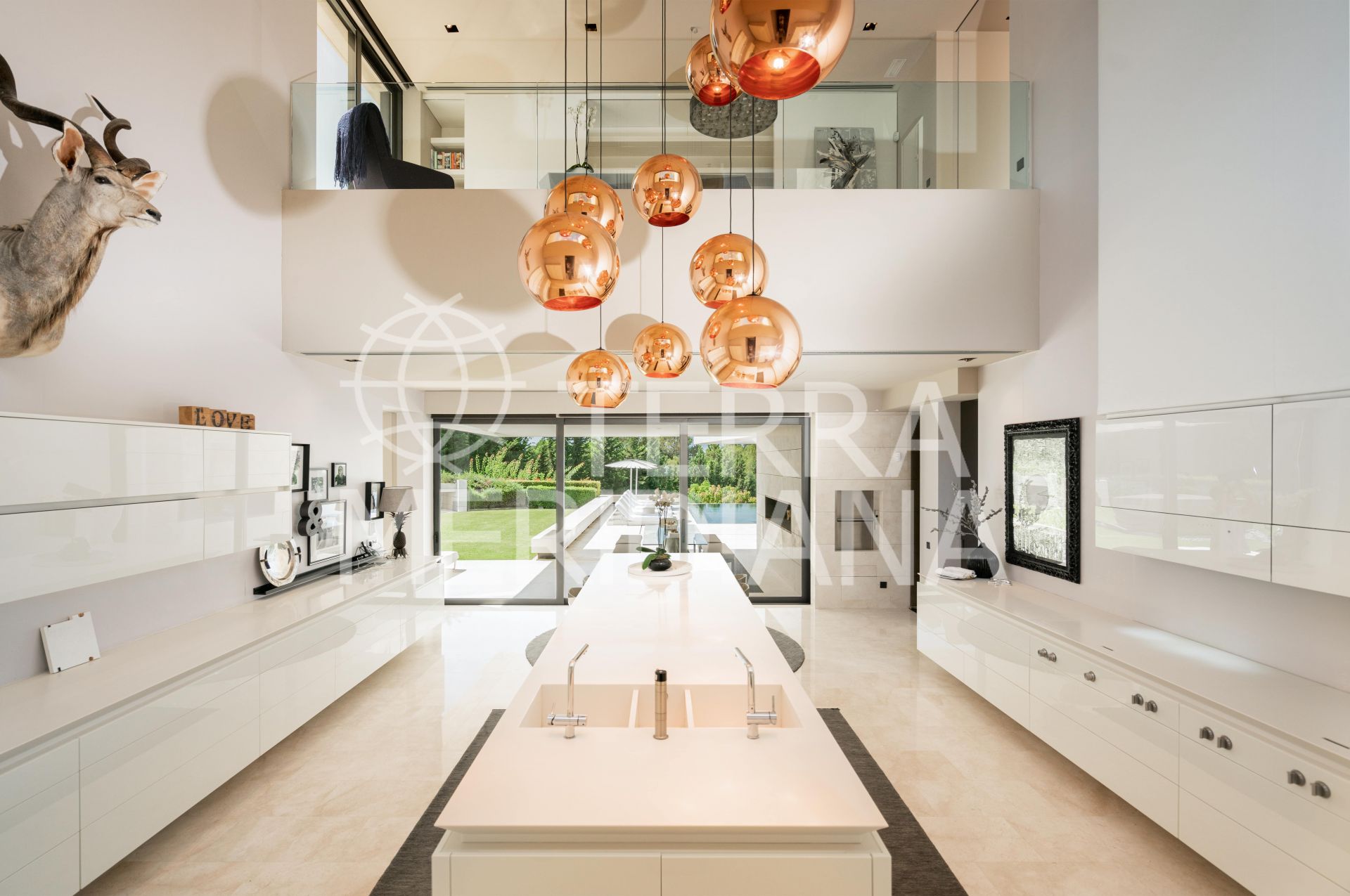 Villa in Cascada de Camojan, Marbella