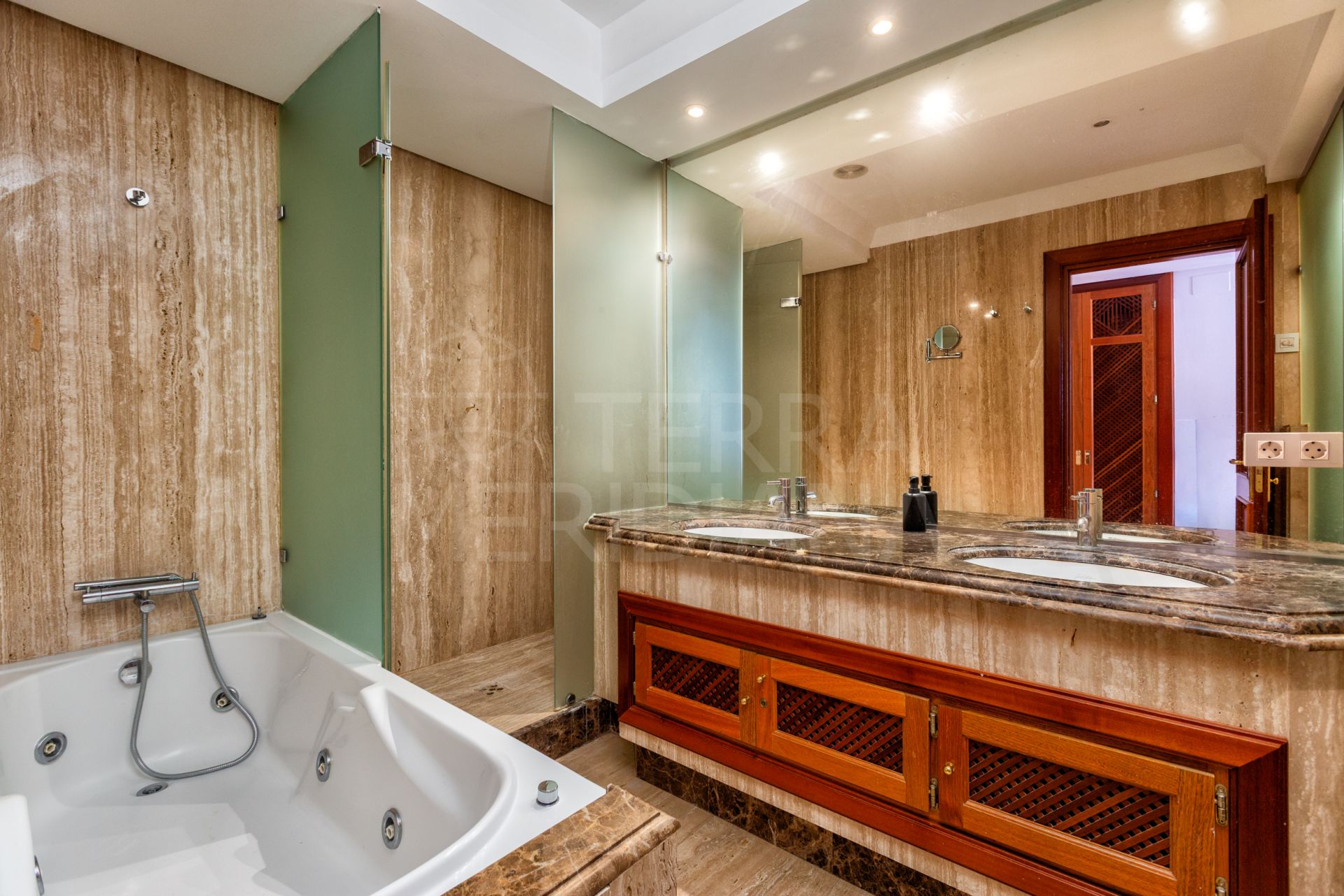 Apartment in Mar Azul, Estepona