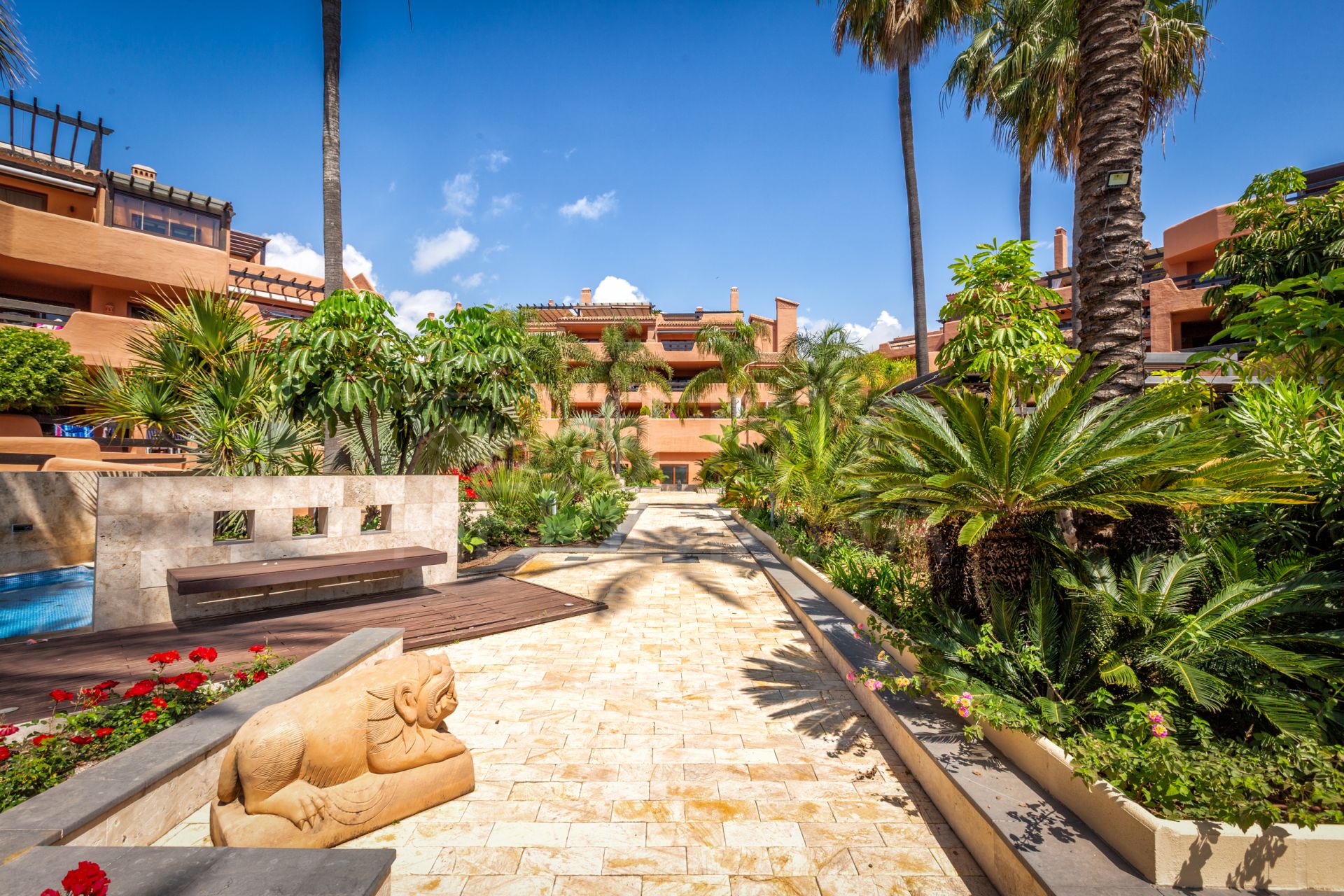 Apartment in Mar Azul, Estepona