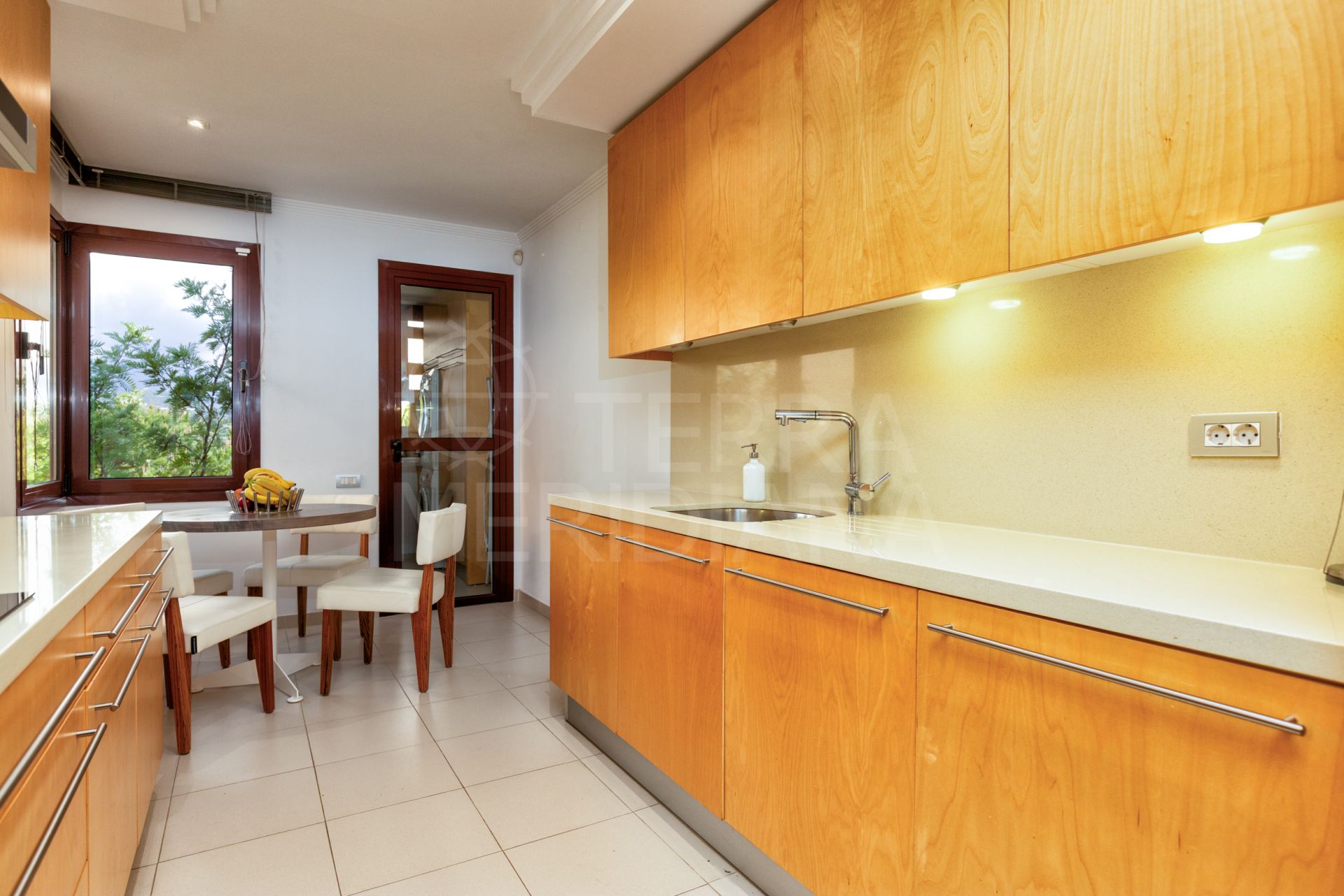 Penthouse in Los Granados del Mar, Estepona
