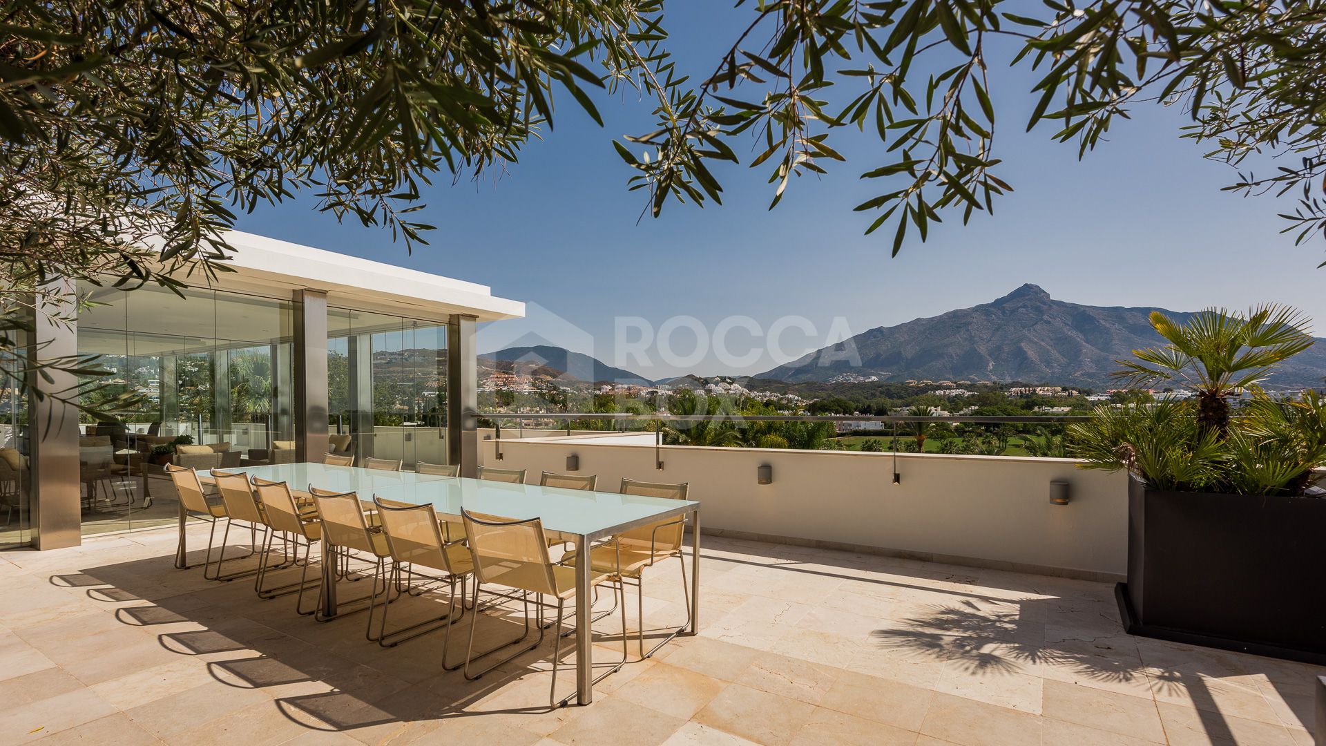 Luxury villa for sale in Las Brisas, Nueva Andalucia, Marbella