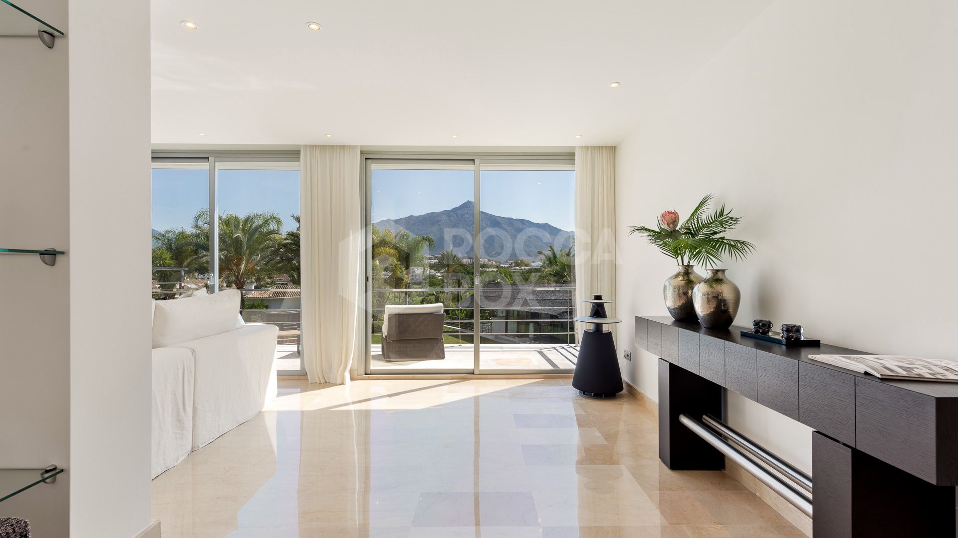 Luxury villa for sale in Las Brisas, Nueva Andalucia, Marbella