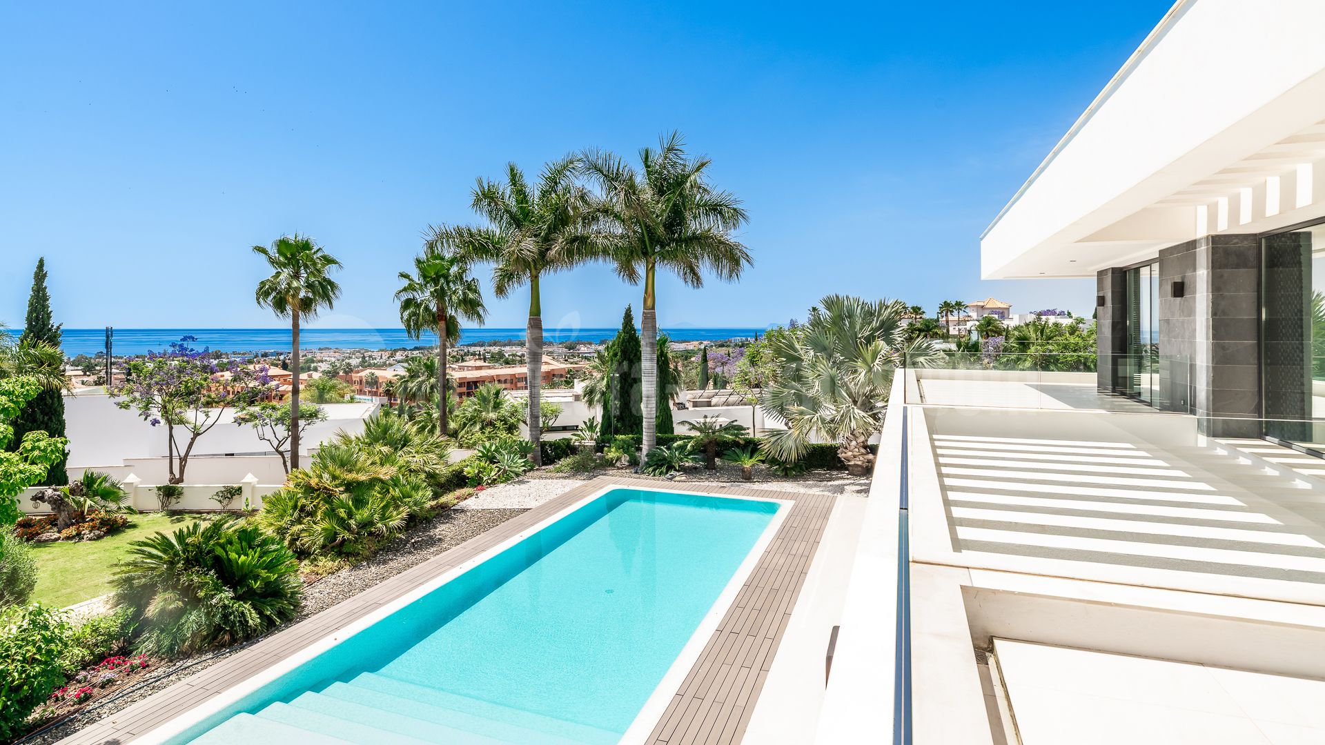 Villa in Los Flamingos Golf, Benahavis