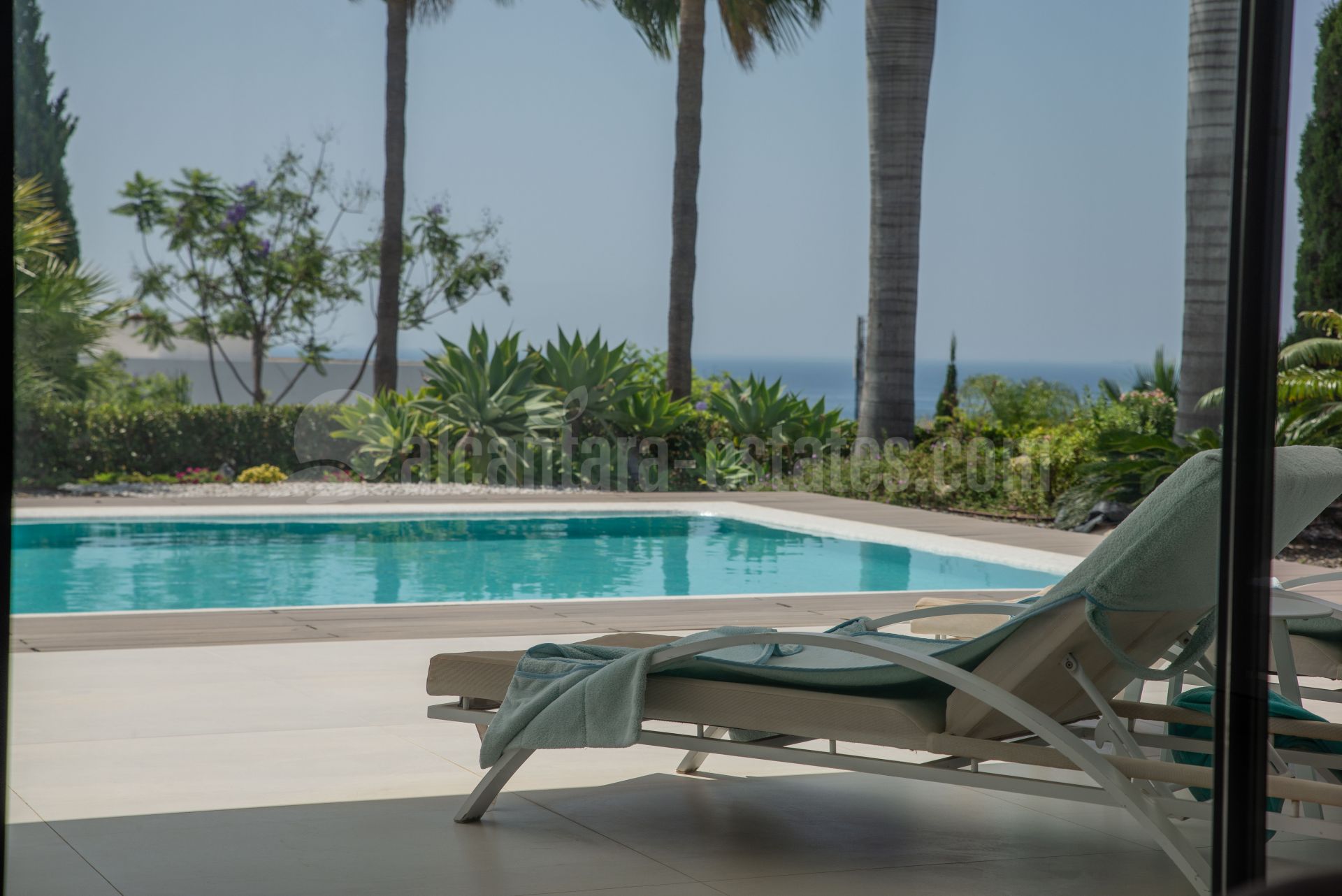 Villa in Los Flamingos Golf, Benahavis