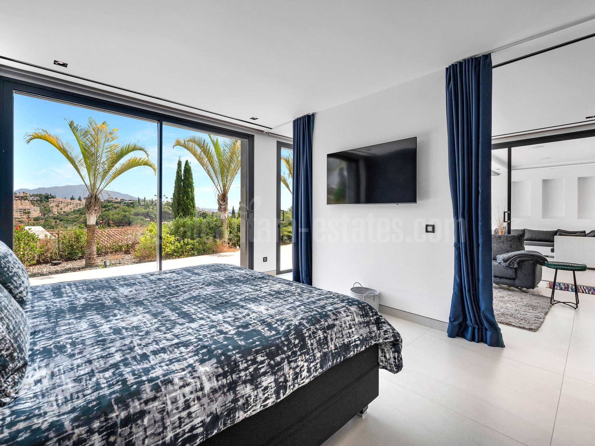 Villa in Los Flamingos Golf, Benahavis