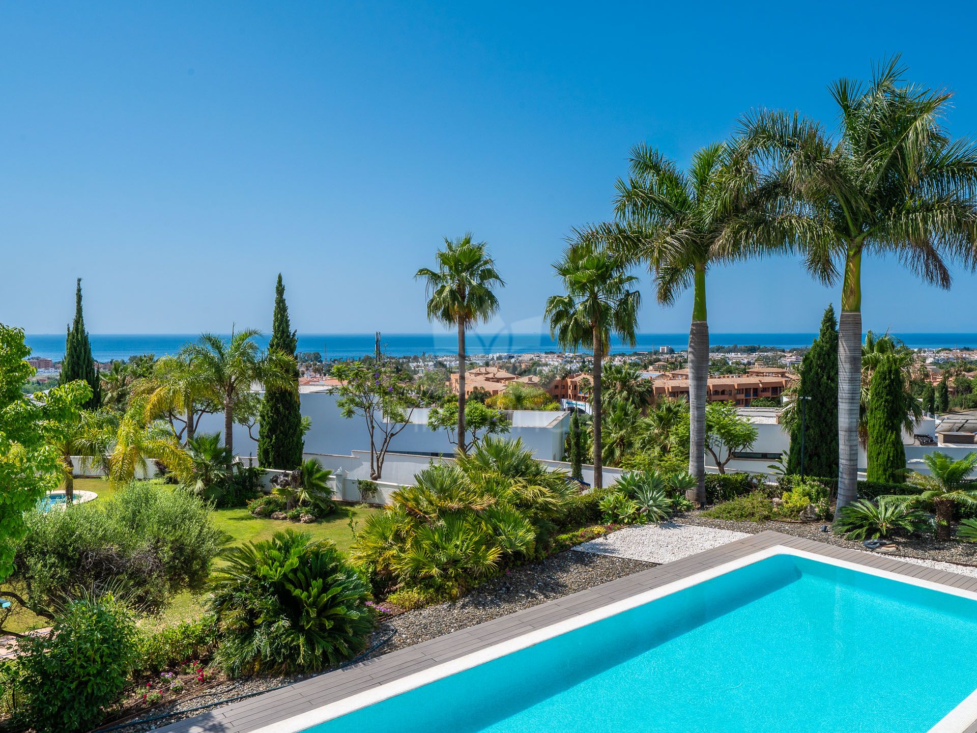 Villa en Los Flamingos Golf, Benahavis