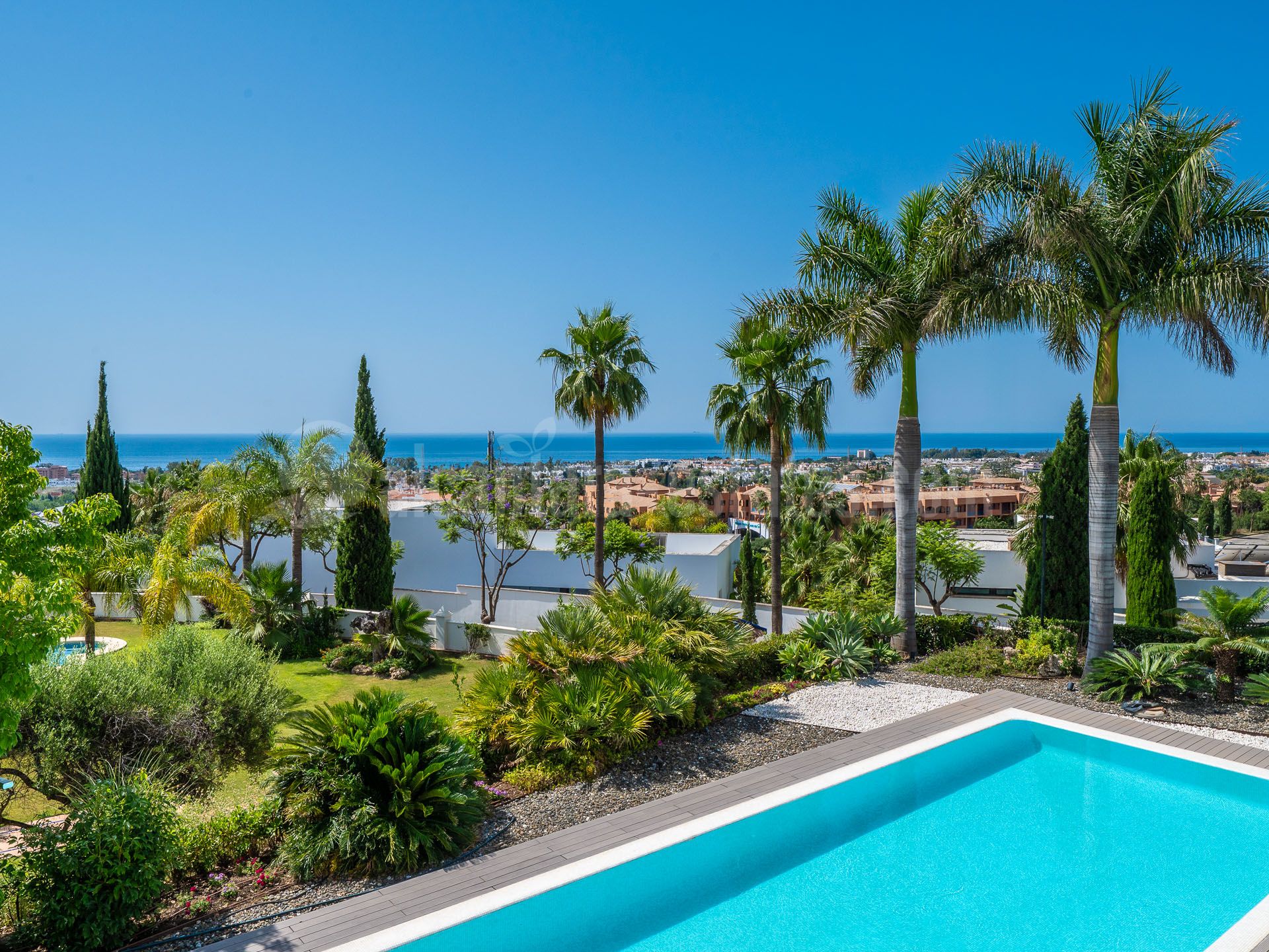 Villa in Los Flamingos Golf, Benahavis