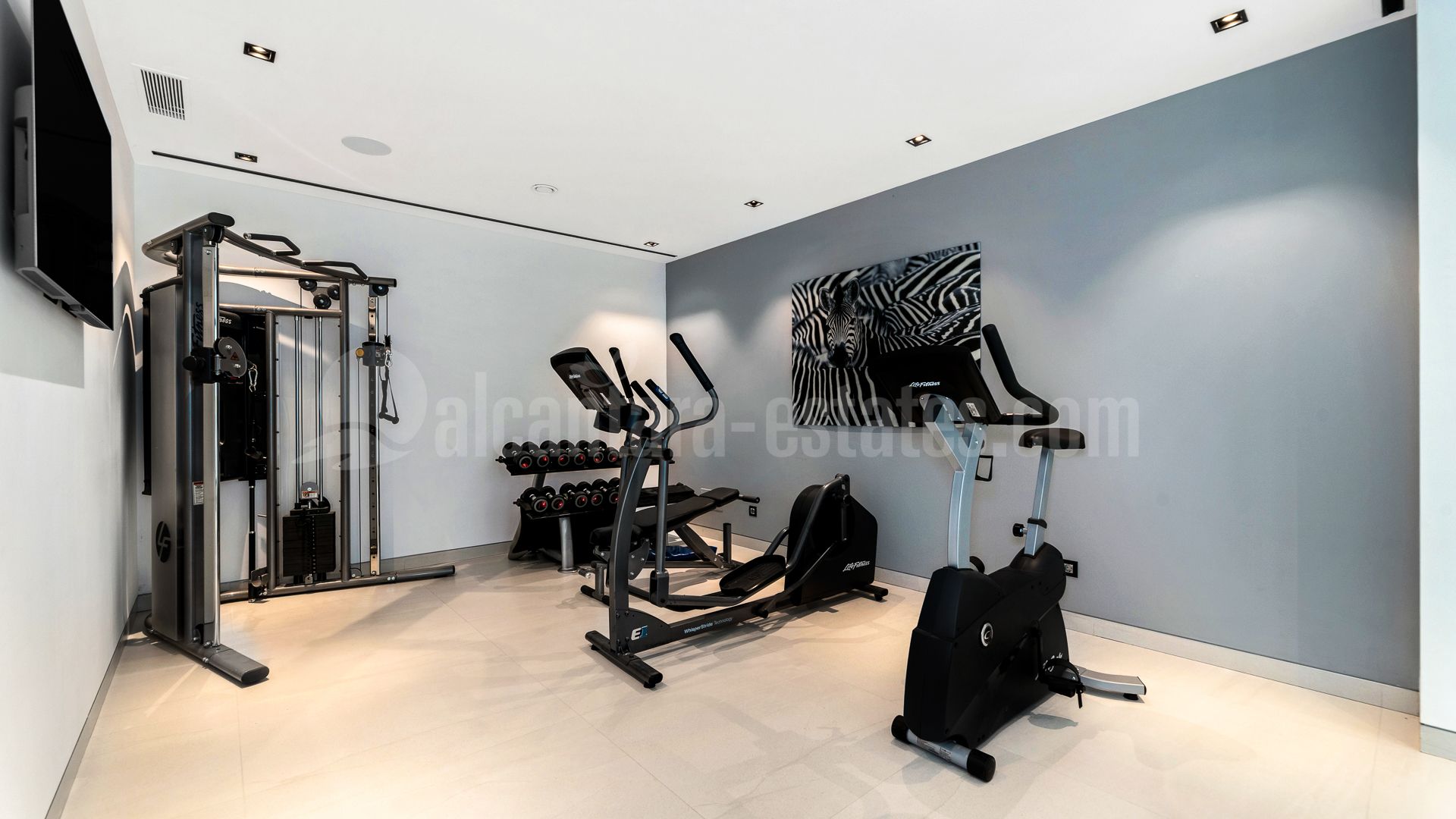 Villa in Los Flamingos Golf, Benahavis