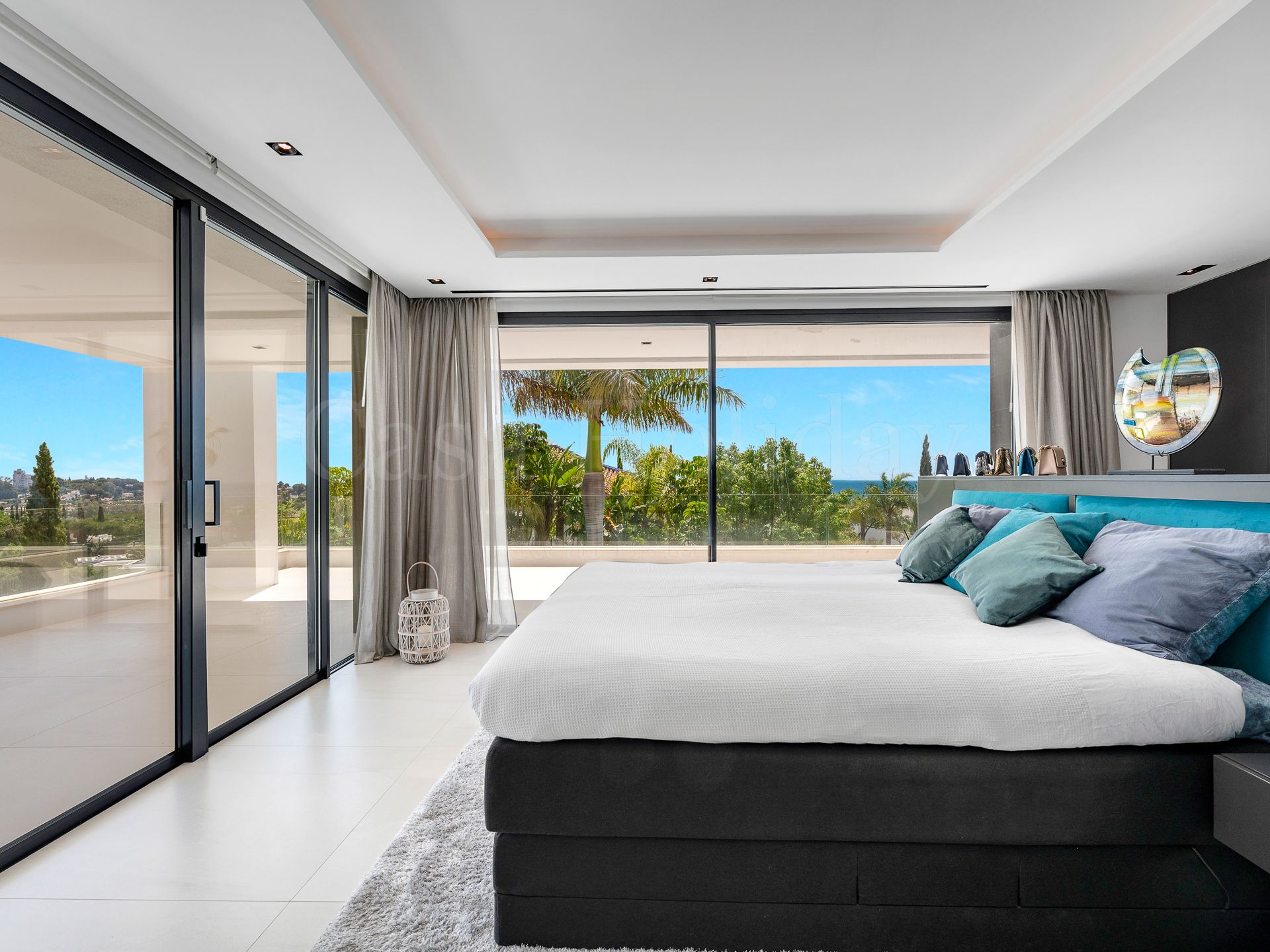 Villa en Los Flamingos Golf, Benahavis