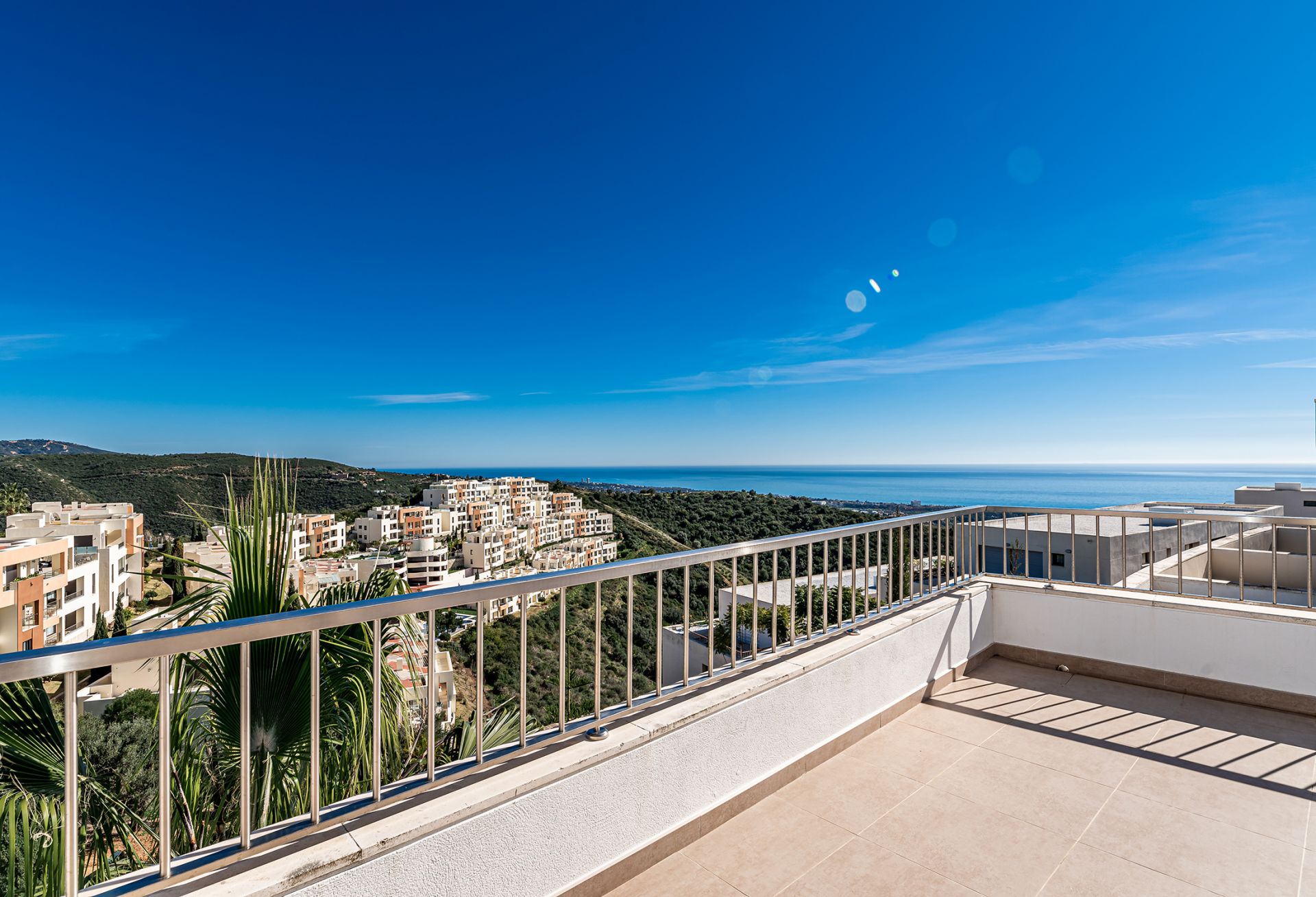 Penthouse with amazing panoramic views in Altos de Los Monteros | Engel & Völkers Marbella
