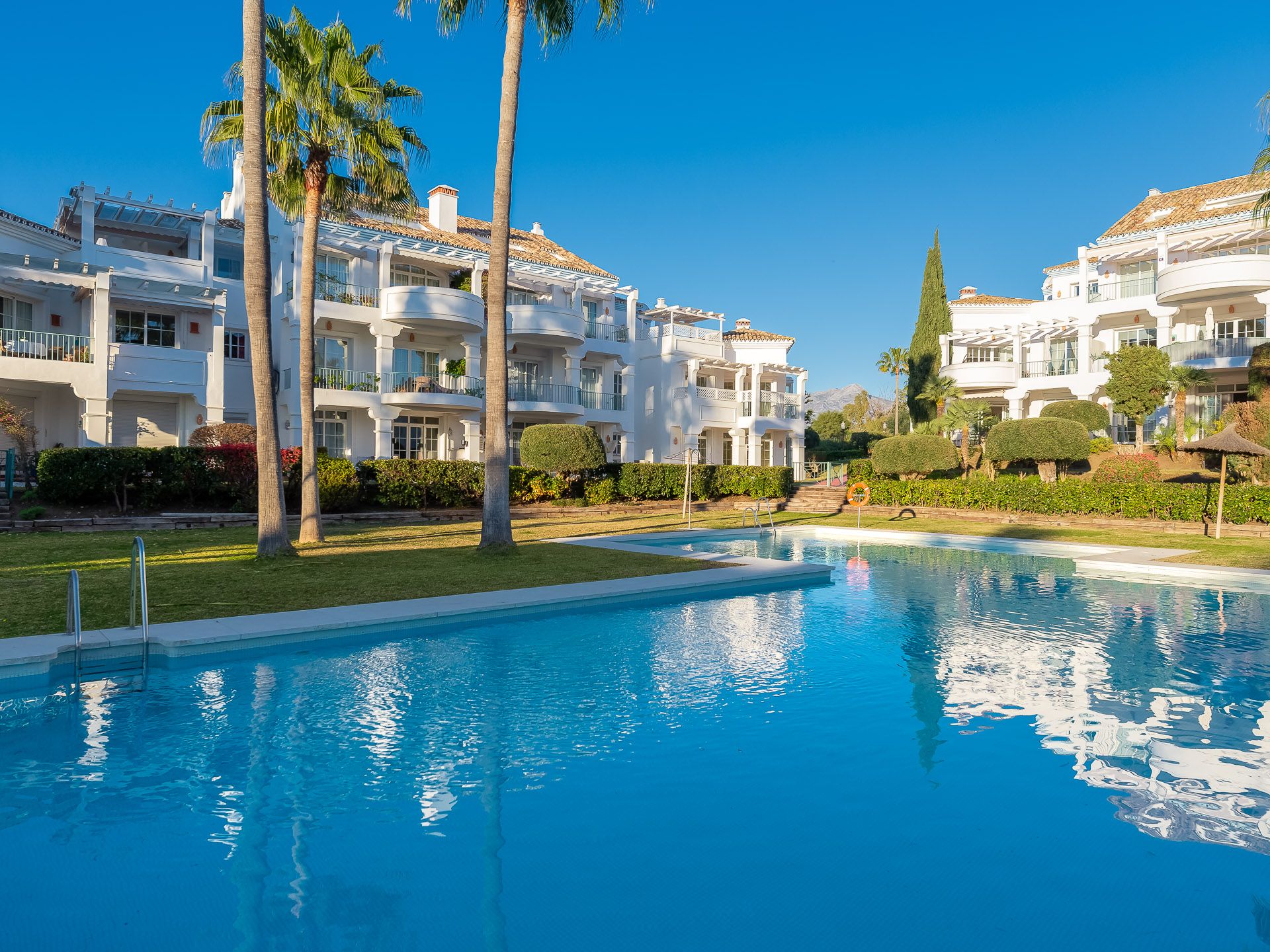 Wonderful Garden Apartment Close to Golf | Engel & Völkers Marbella