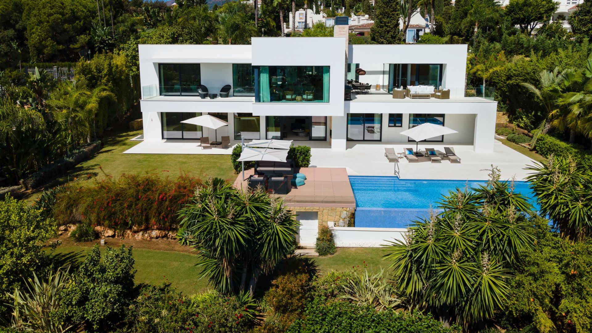Modern masterpiece with sea viewsin Nueva Andalucia, Marbella | Engel & Völkers Marbella