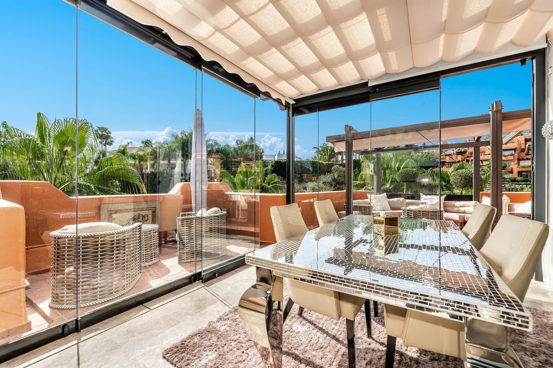 Penthouse mit Panorama Meerblick | Engel & Völkers Marbella