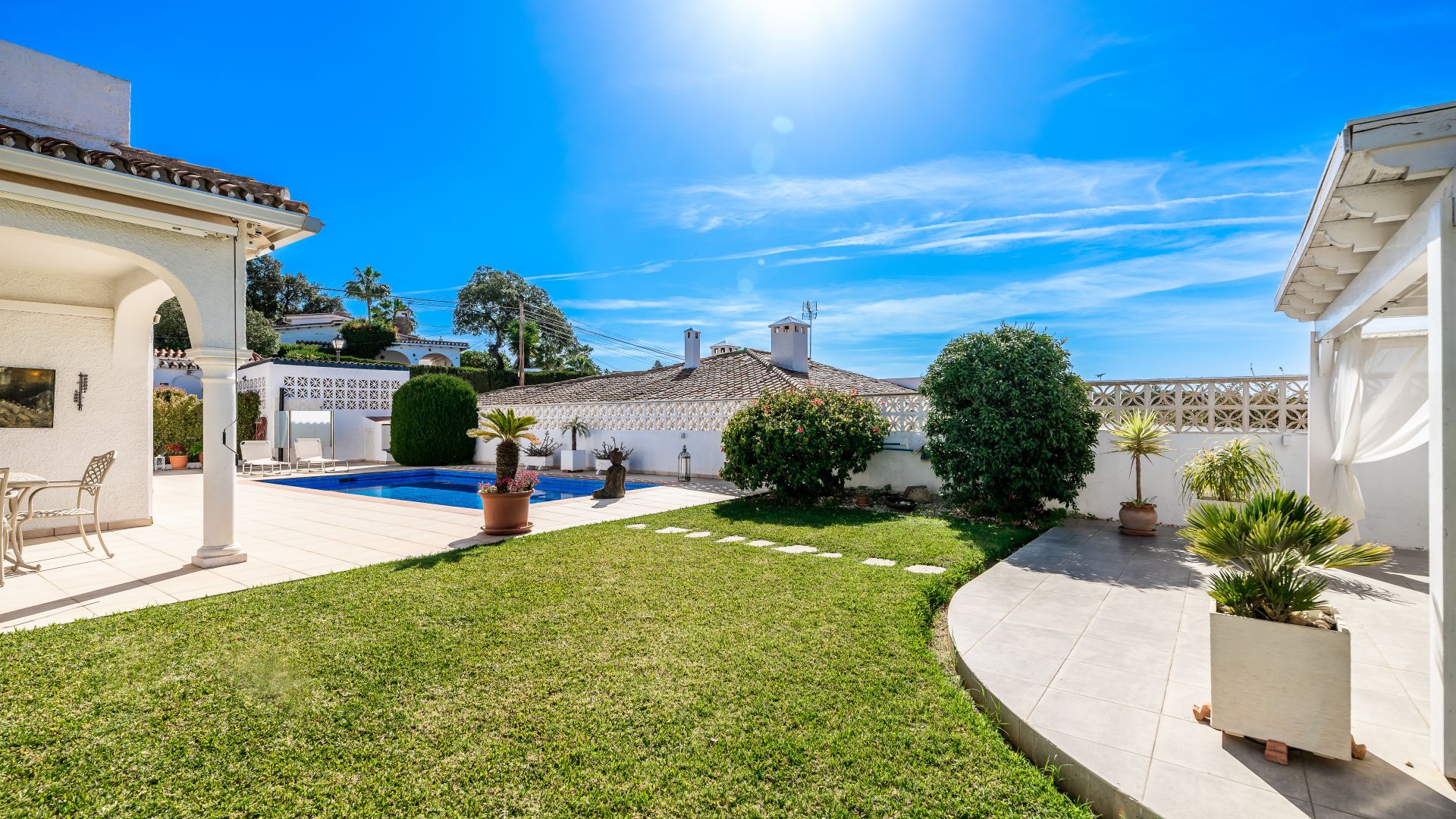 Villa in private location in Elviria | Engel & Völkers Marbella