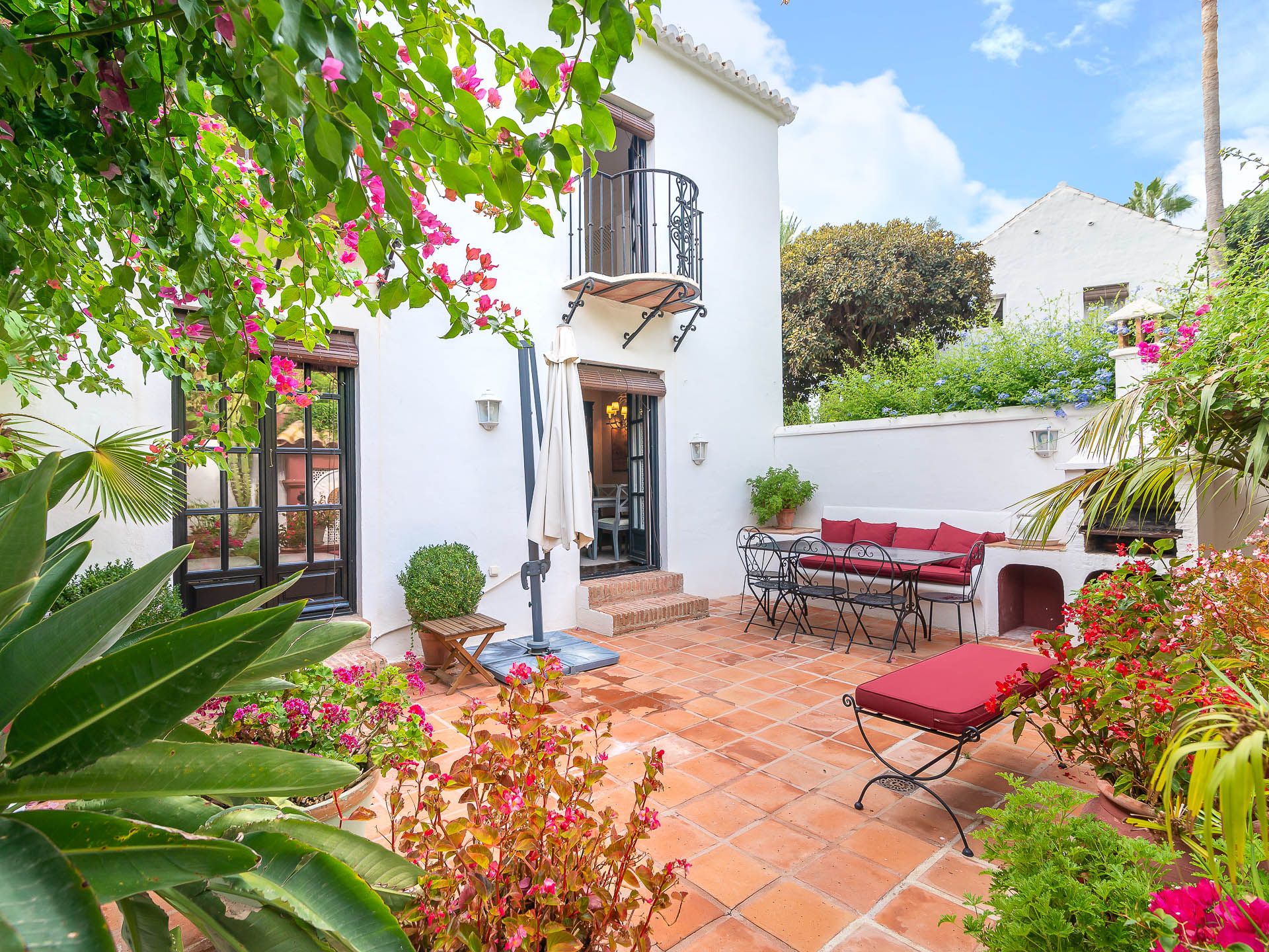 Charming Townhouse with Lovely Outdoor Space | Engel & Völkers Marbella
