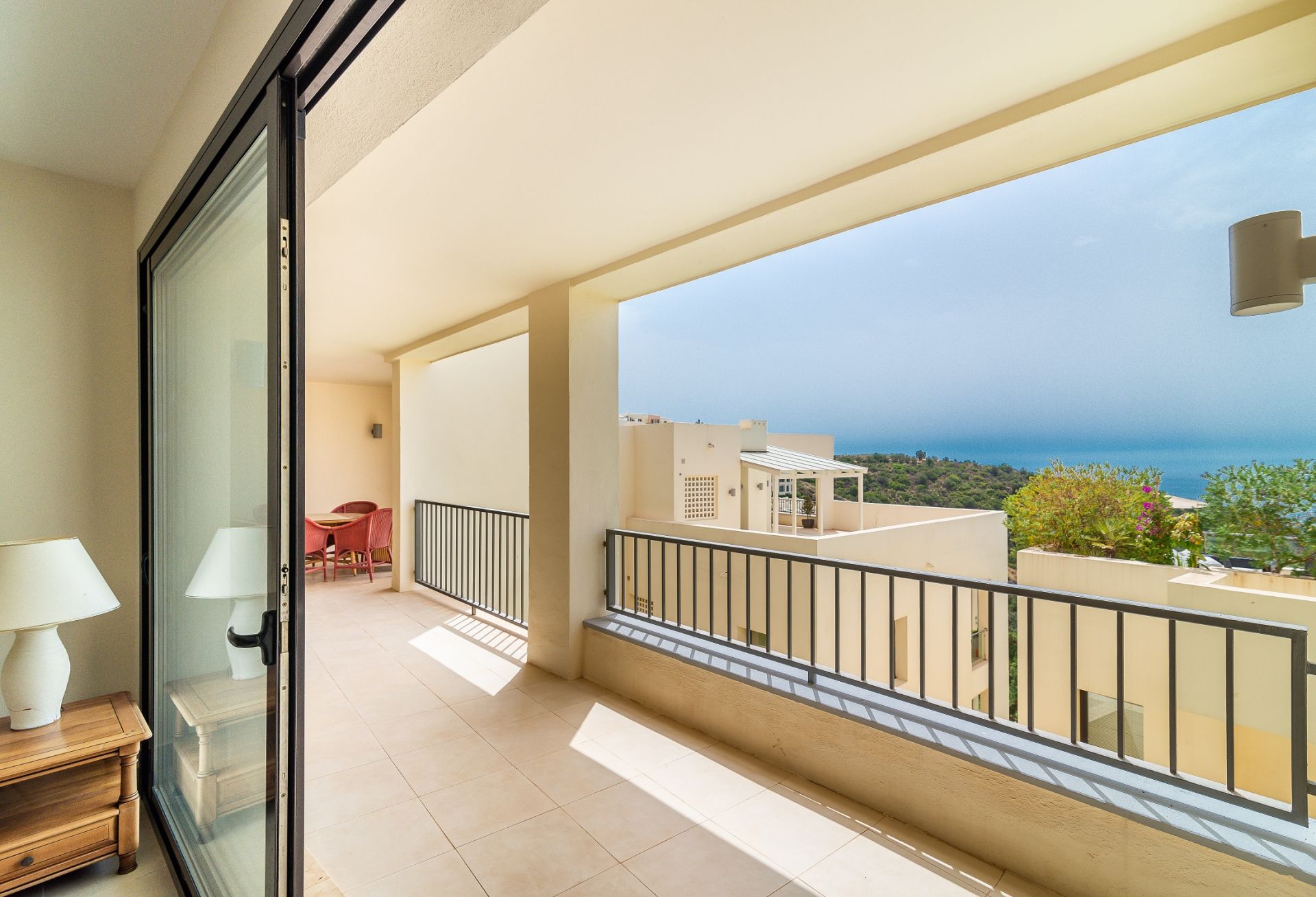 Impeccable apartment with stunning views | Engel & Völkers Marbella