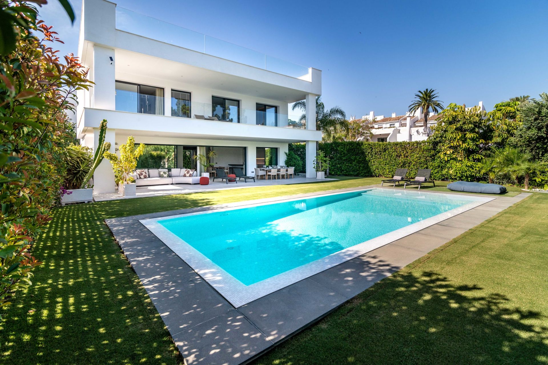 Brand new fabulous modern villa in Puerto Banús | Engel & Völkers Marbella