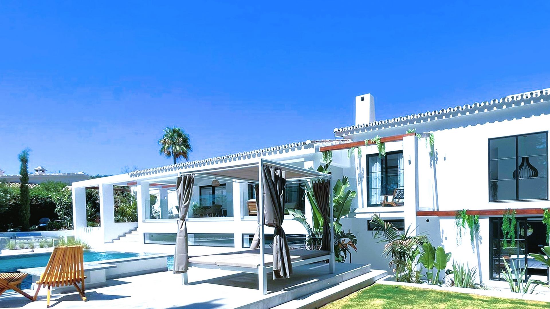 Luxury designer villa with infinity pool in El Rosario | Engel & Völkers Marbella