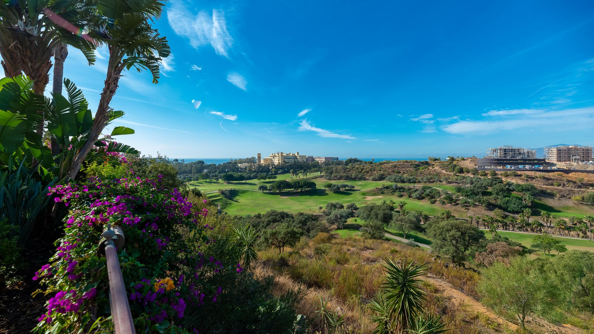 Familienvilla mit freiem Blick in Santa Clara | Engel & Völkers Marbella
