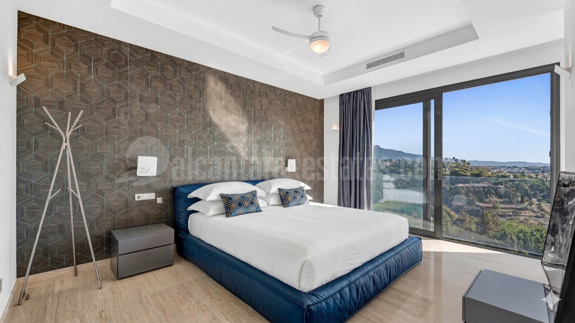 Villa in Los Flamingos Golf, Benahavis