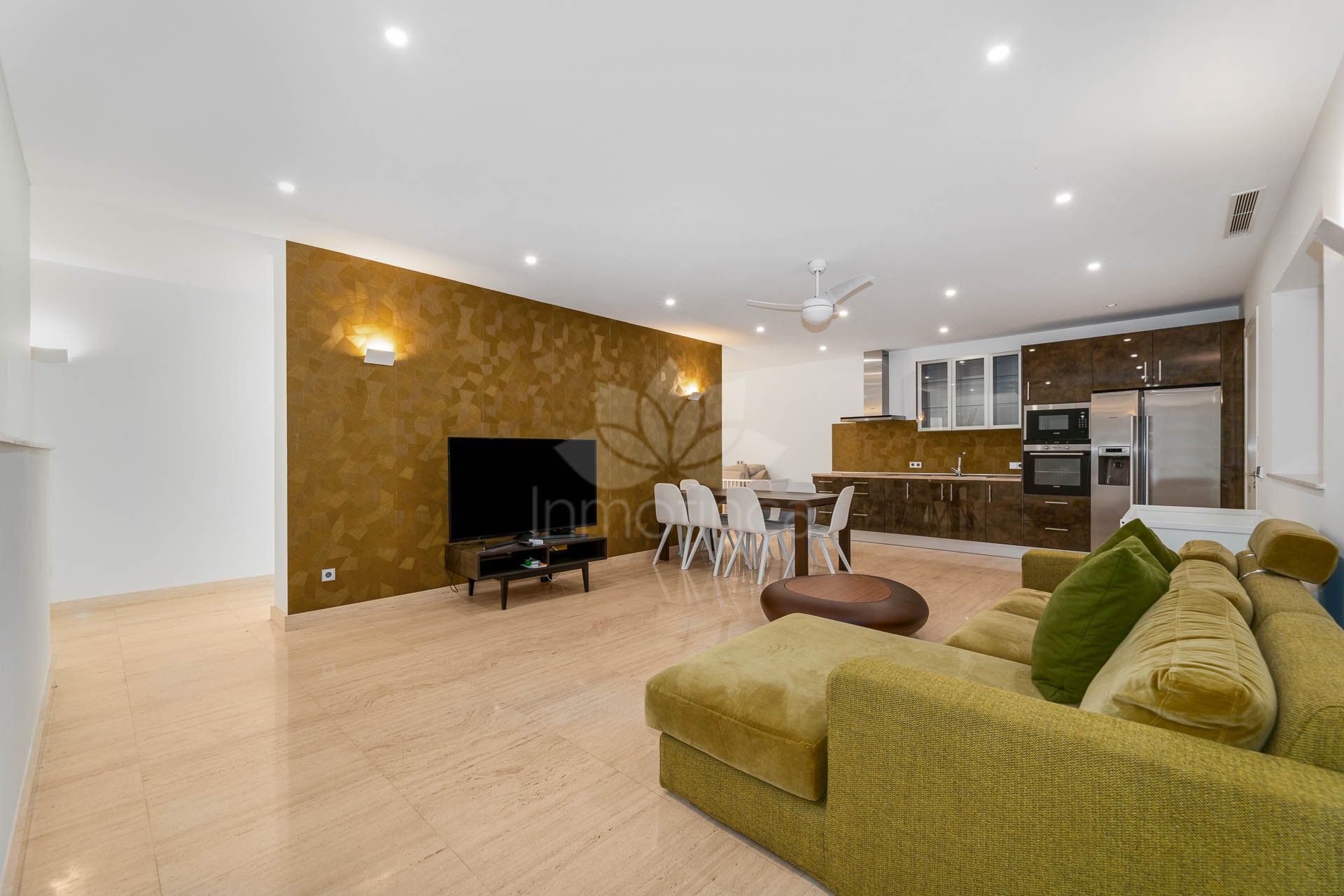 Villa in Los Flamingos Golf, Benahavis