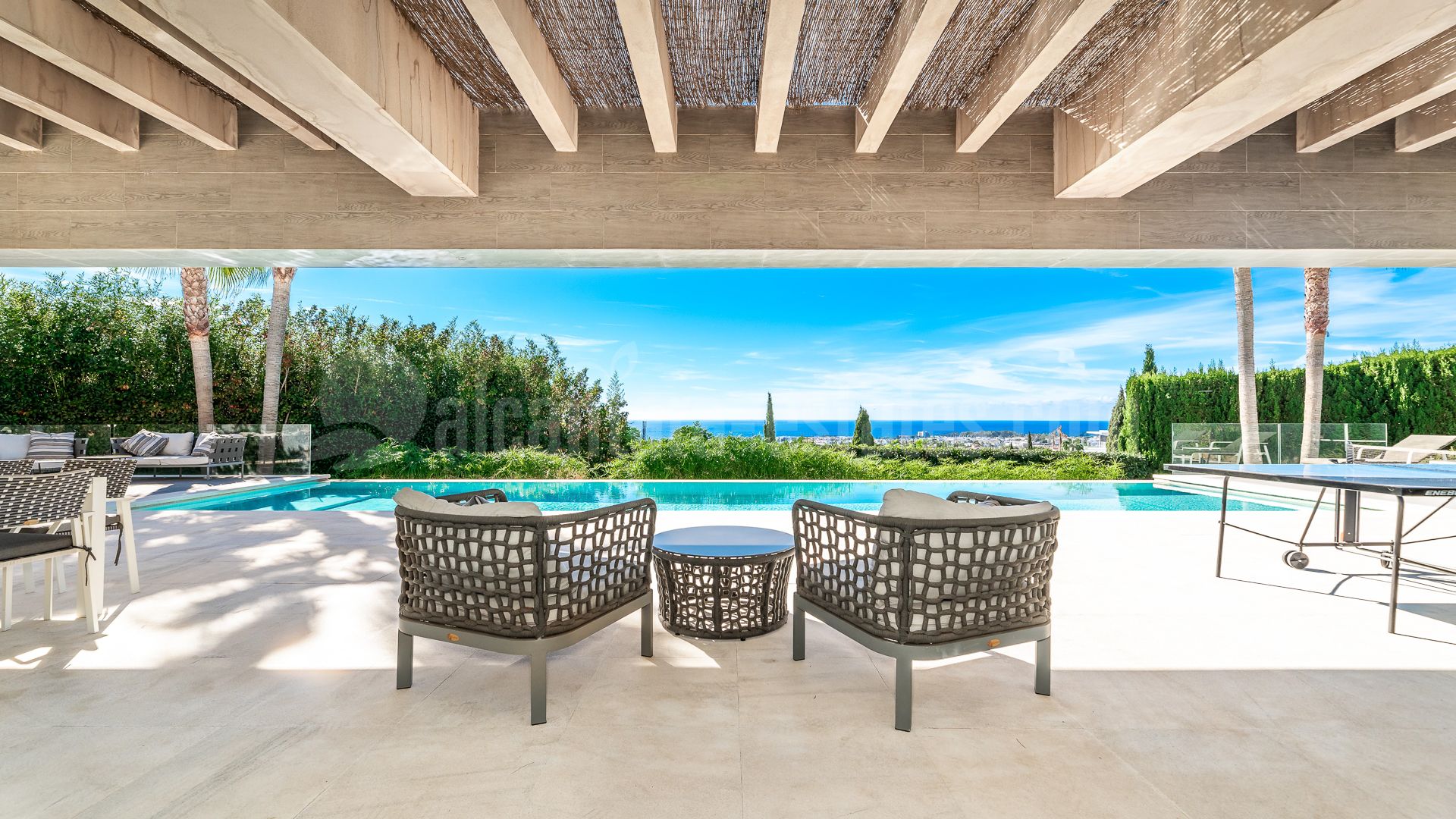 Villa in Los Flamingos Golf, Benahavis