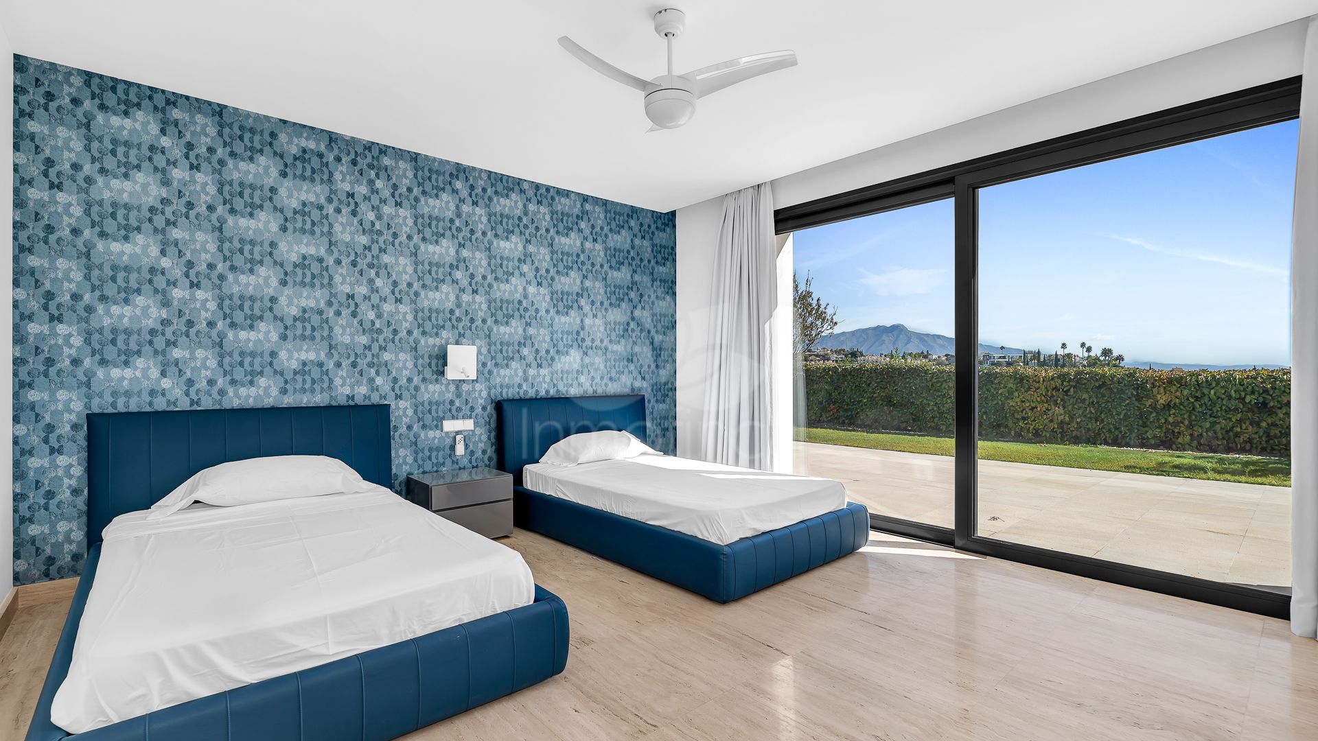 Villa in Los Flamingos Golf, Benahavis