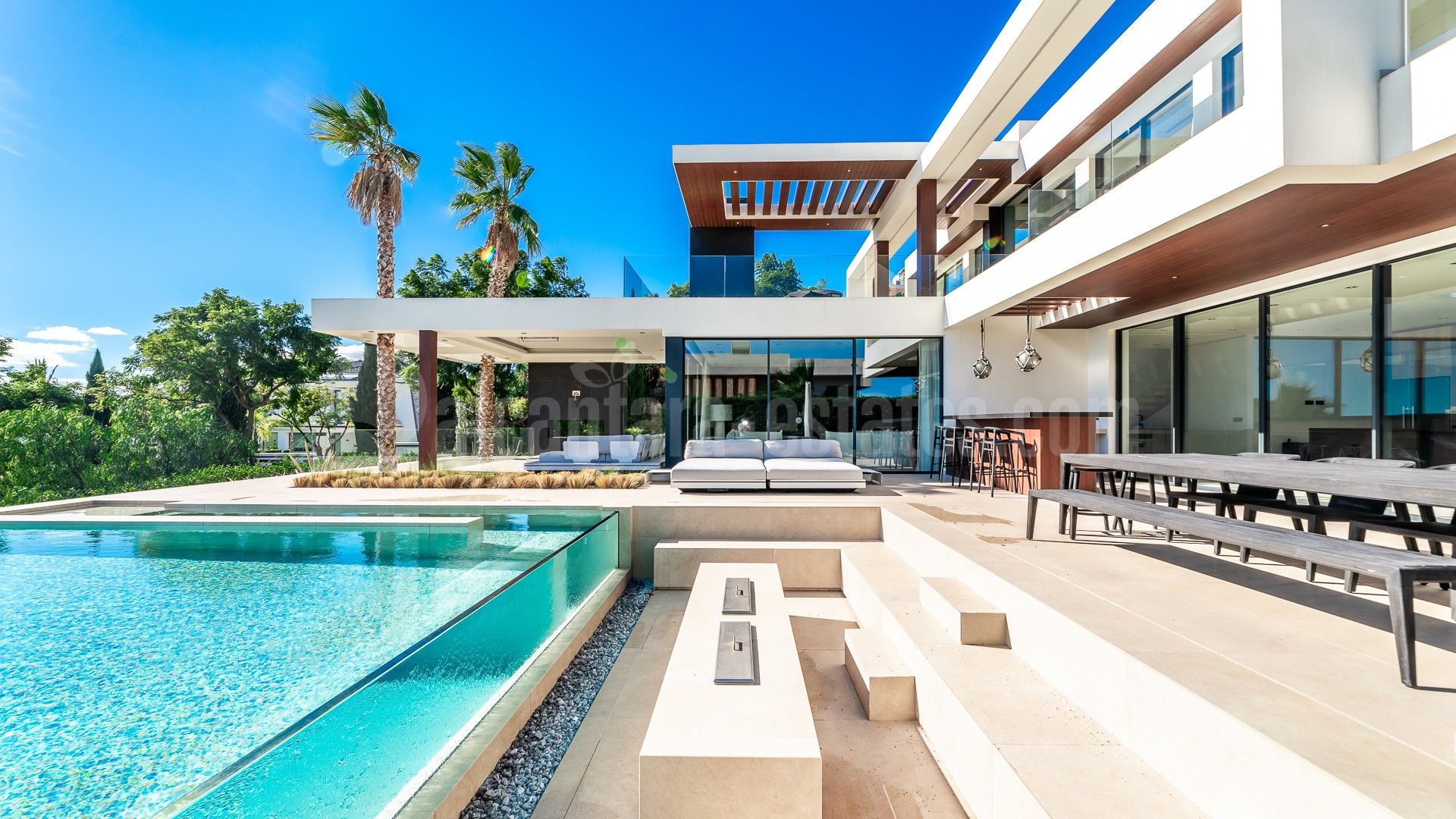 Villa in Los Flamingos Golf, Benahavis