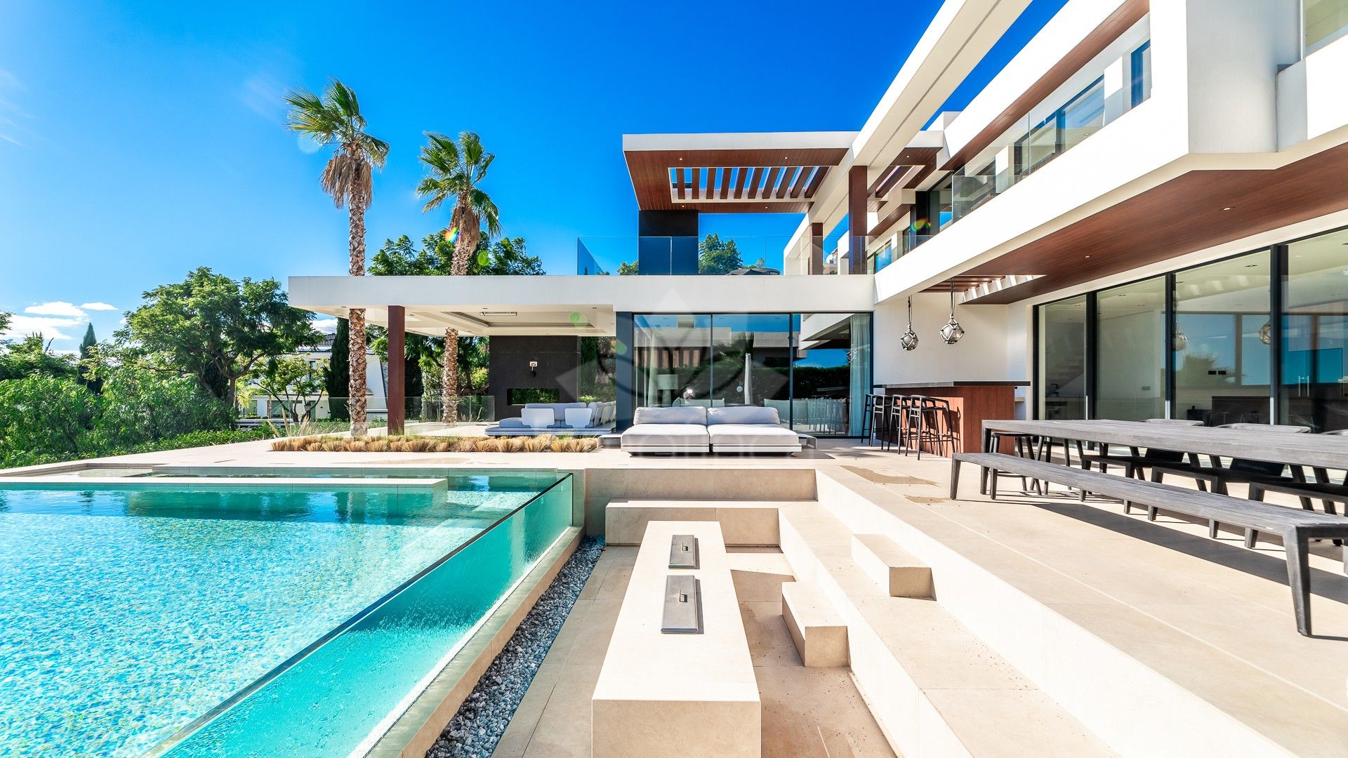 Villa in Los Flamingos Golf, Benahavis