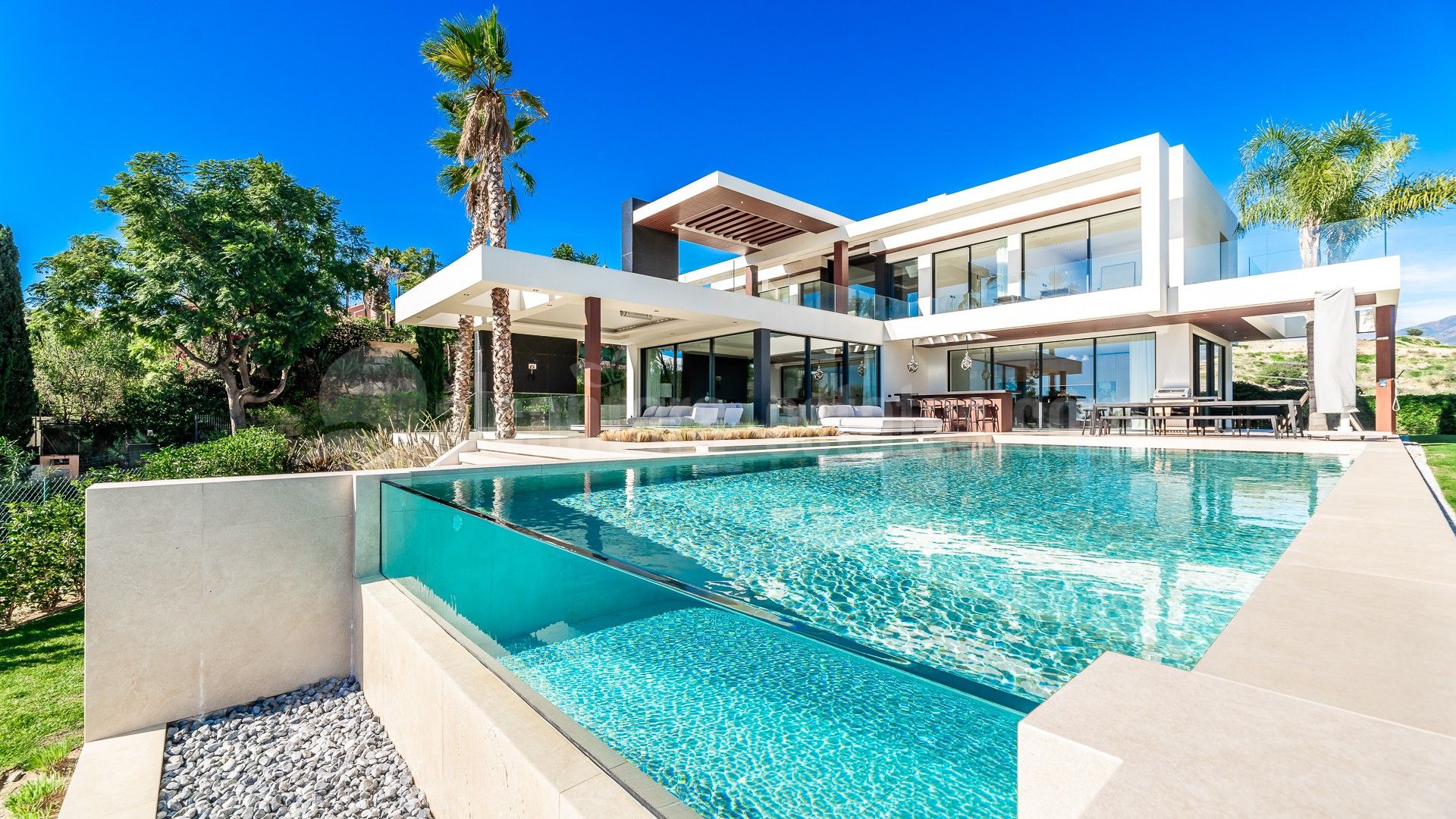 Villa in Los Flamingos Golf, Benahavis