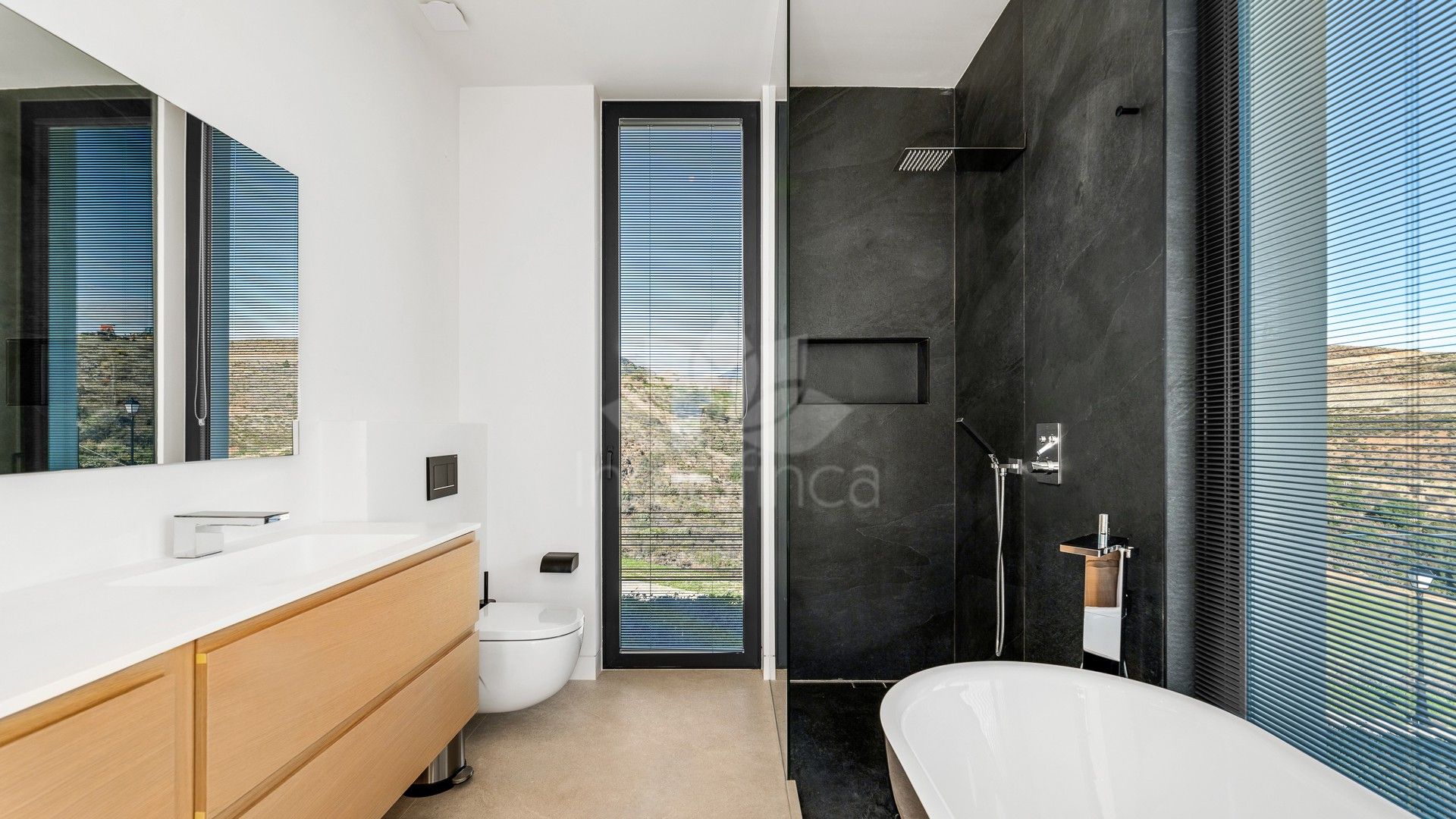 Villa in Los Flamingos Golf, Benahavis