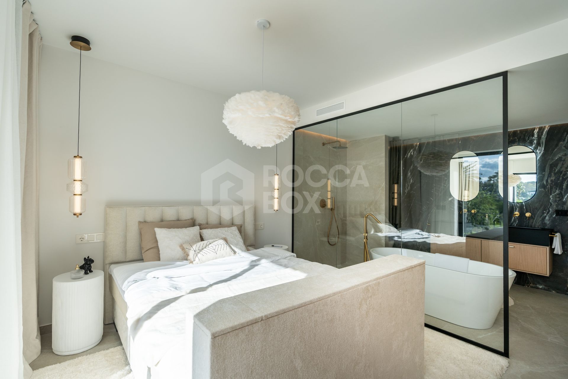 Casa Preciosa, a fully refurbished 4-bedroom, spacious townhouse in The Golf Valley of Nueva Andalucia, Marbella