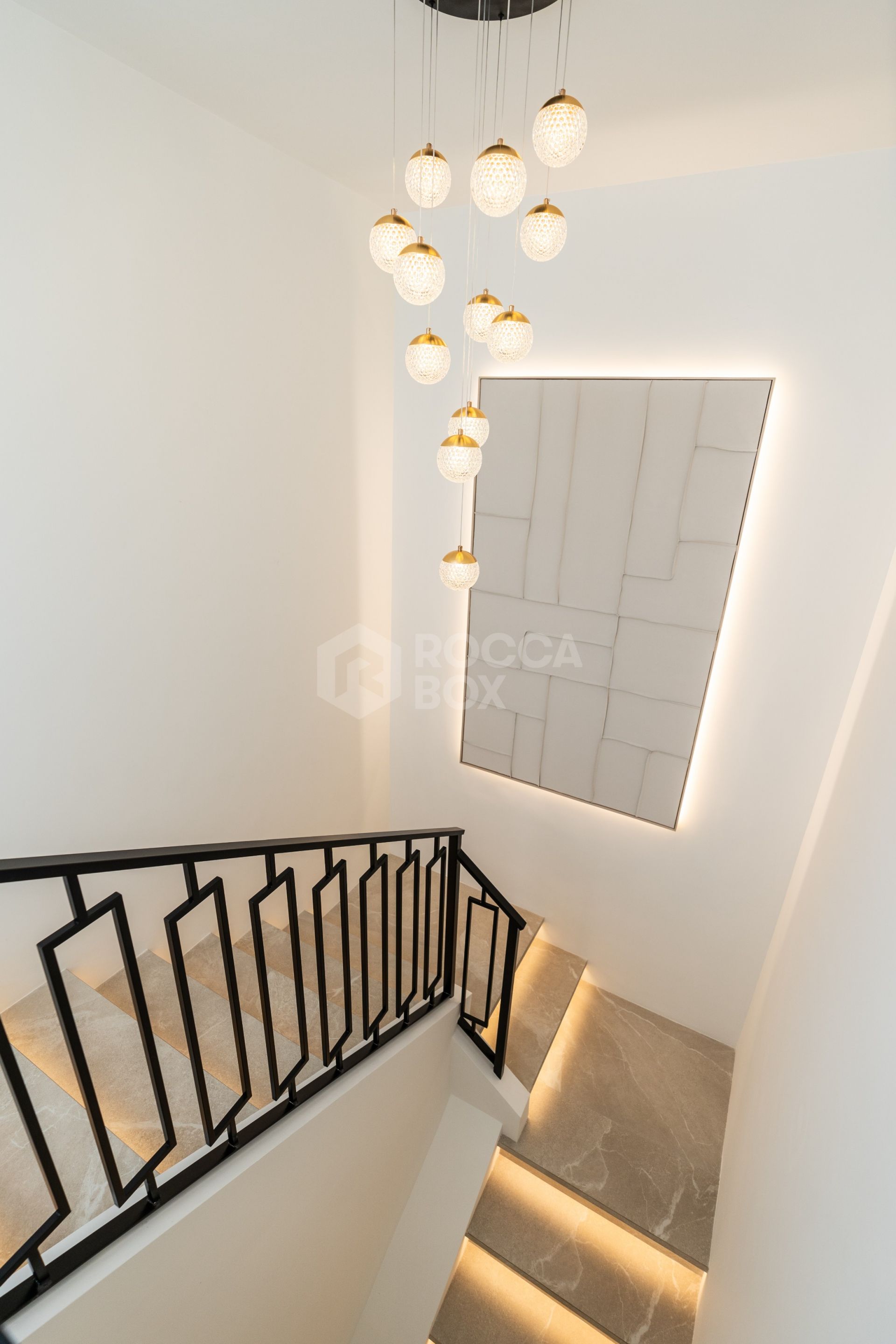 Casa Preciosa, a fully refurbished 4-bedroom, spacious townhouse in The Golf Valley of Nueva Andalucia, Marbella