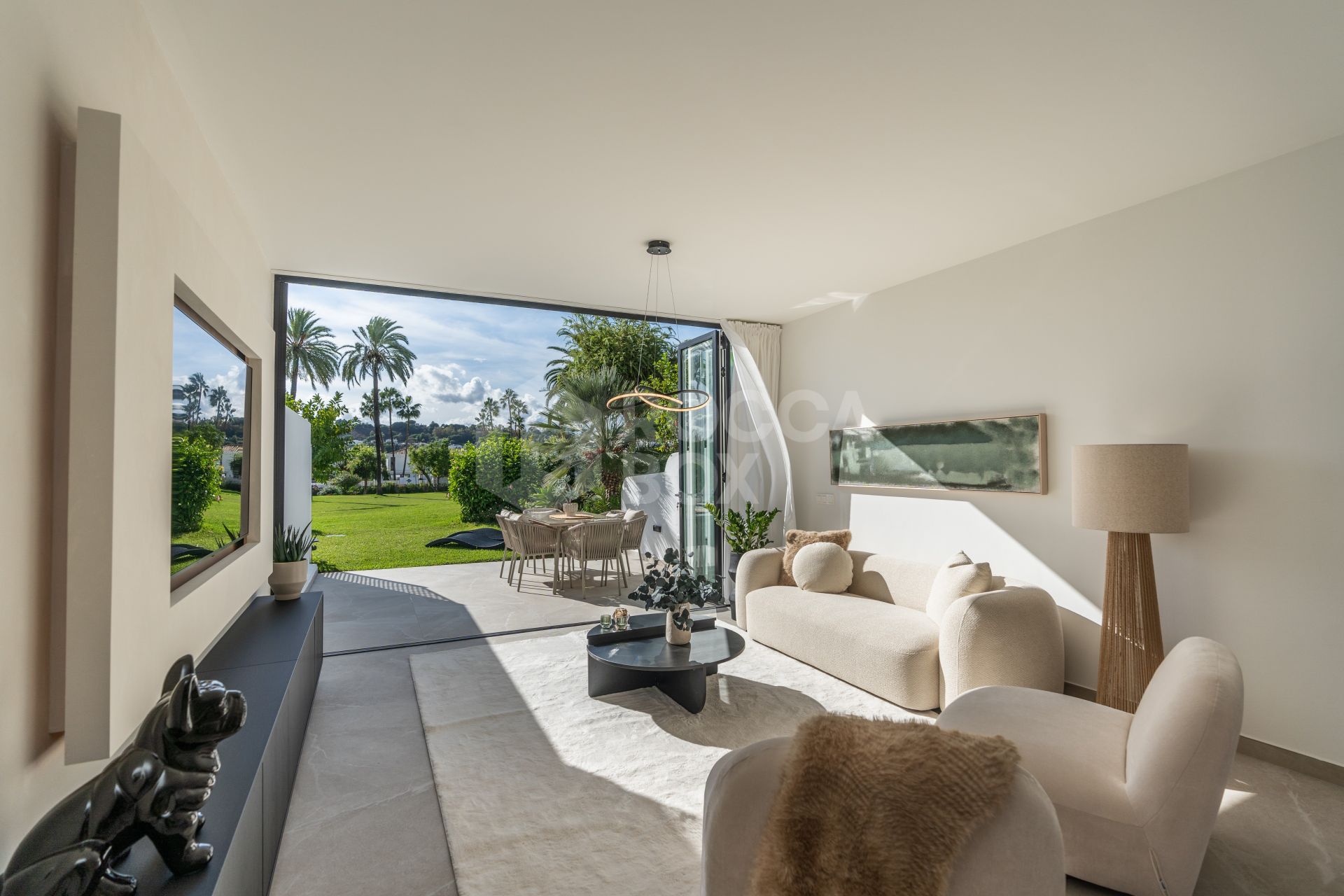 Casa Preciosa, a fully refurbished 4-bedroom, spacious townhouse in The Golf Valley of Nueva Andalucia, Marbella