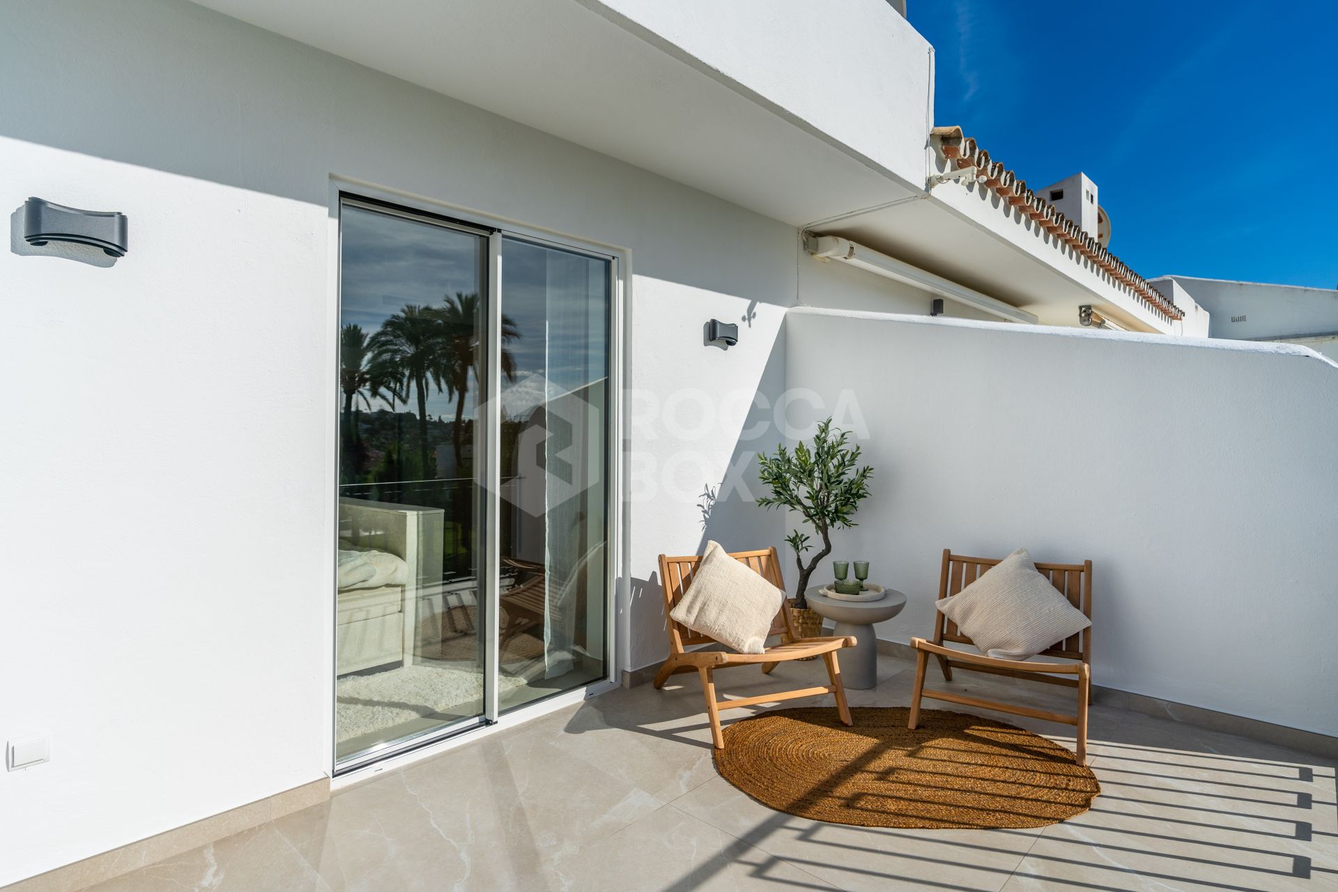 Casa Preciosa, a fully refurbished 4-bedroom, spacious townhouse in The Golf Valley of Nueva Andalucia, Marbella