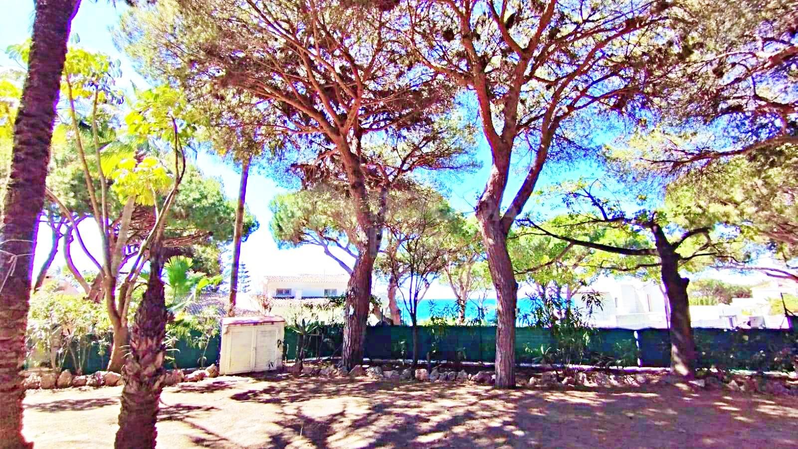 Grand Beachside Villa for renovation in Marbella East