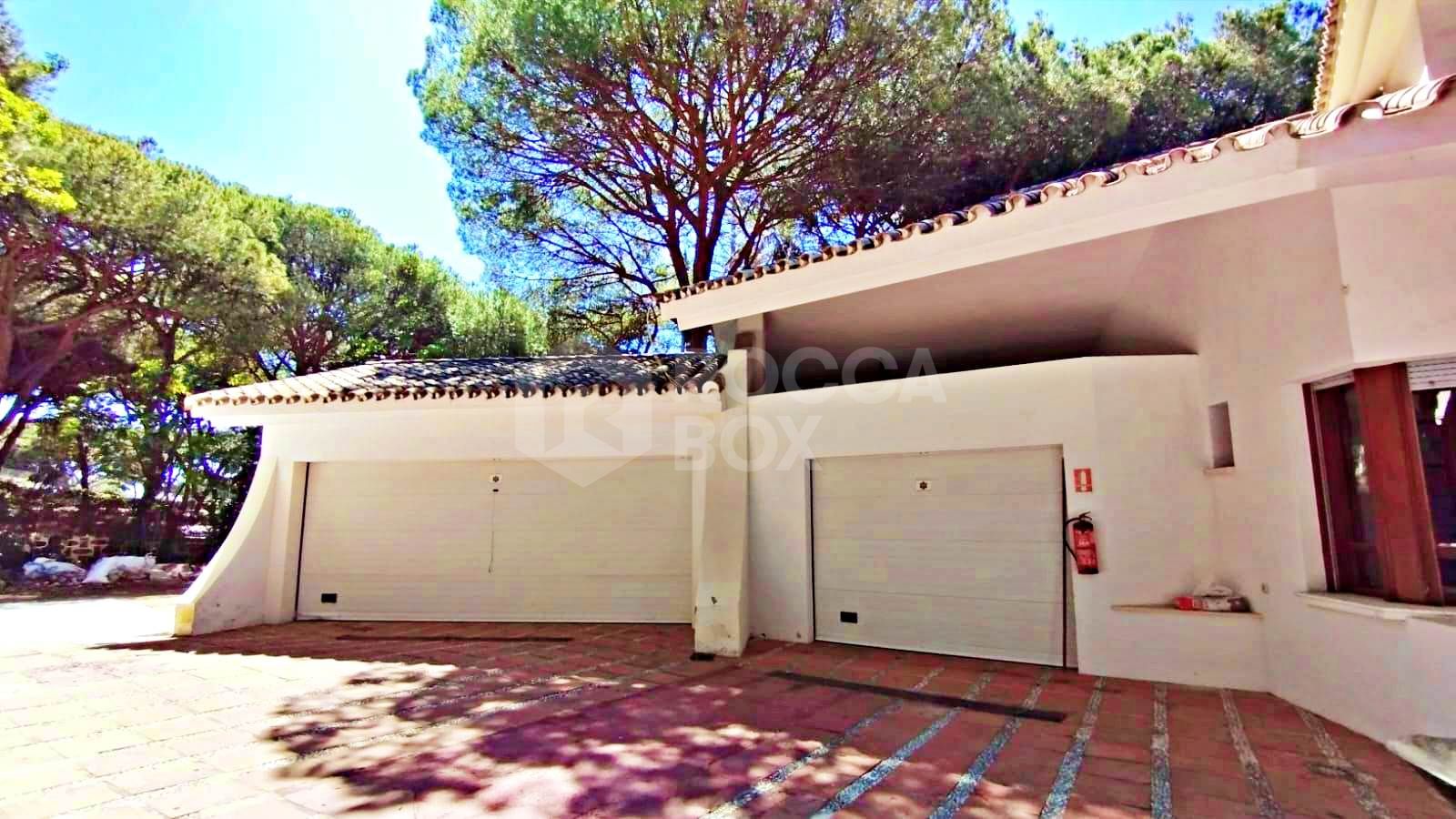 Grand Beachside Villa for renovation in Marbella East