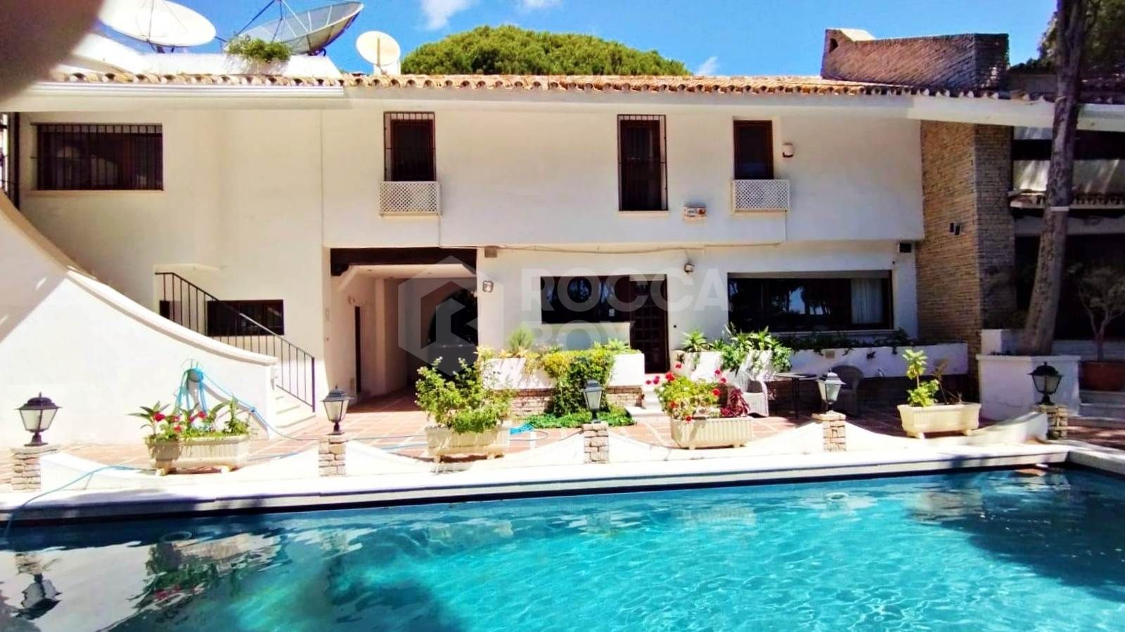 Grand Beachside Villa for renovation in Marbella East