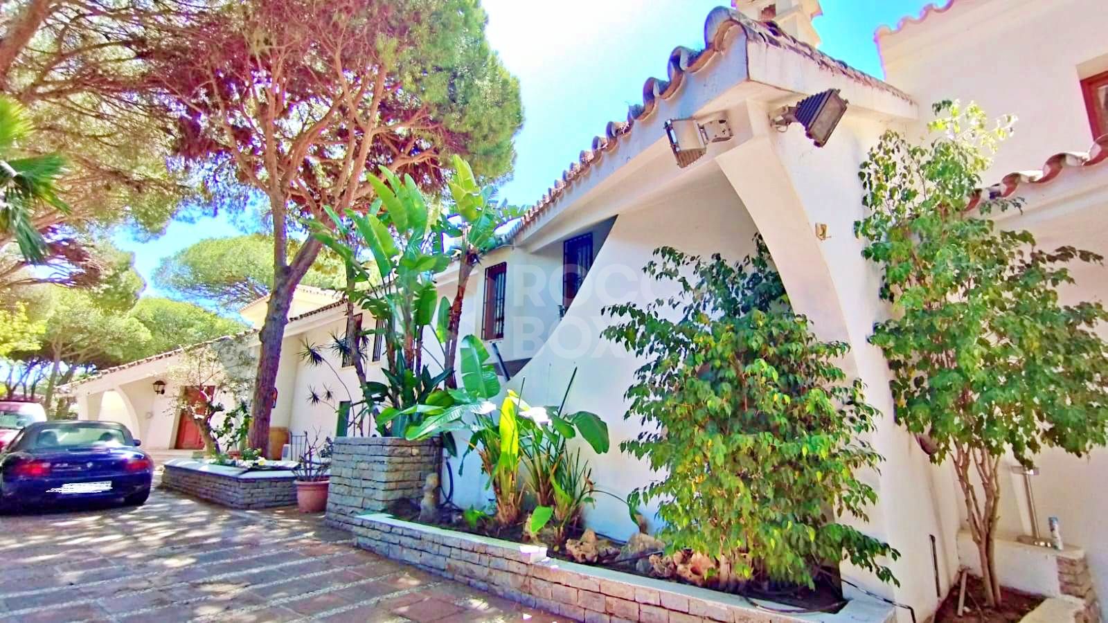 Grand Beachside Villa for renovation in Marbella East