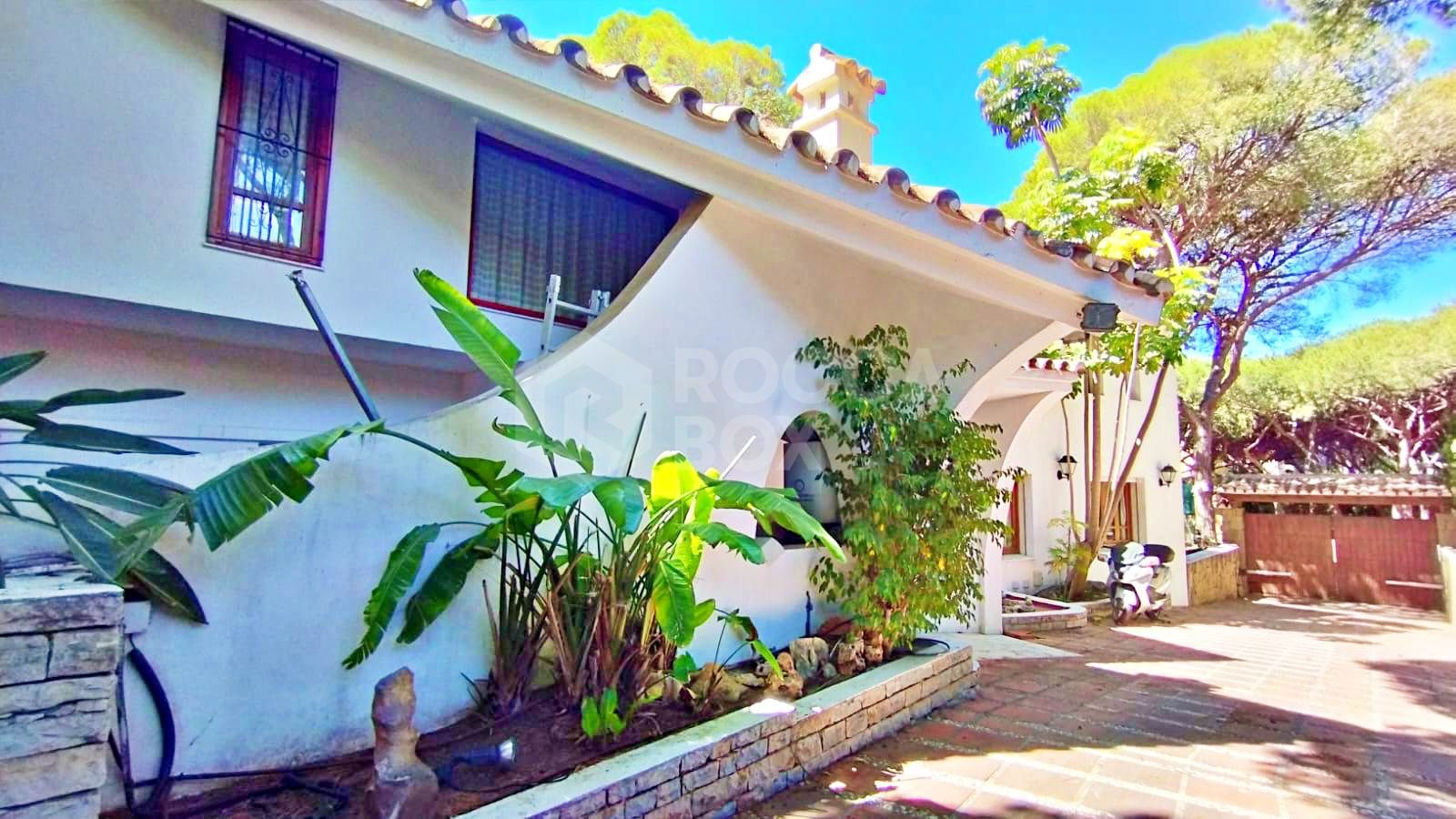 Grand Beachside Villa for renovation in Marbella East