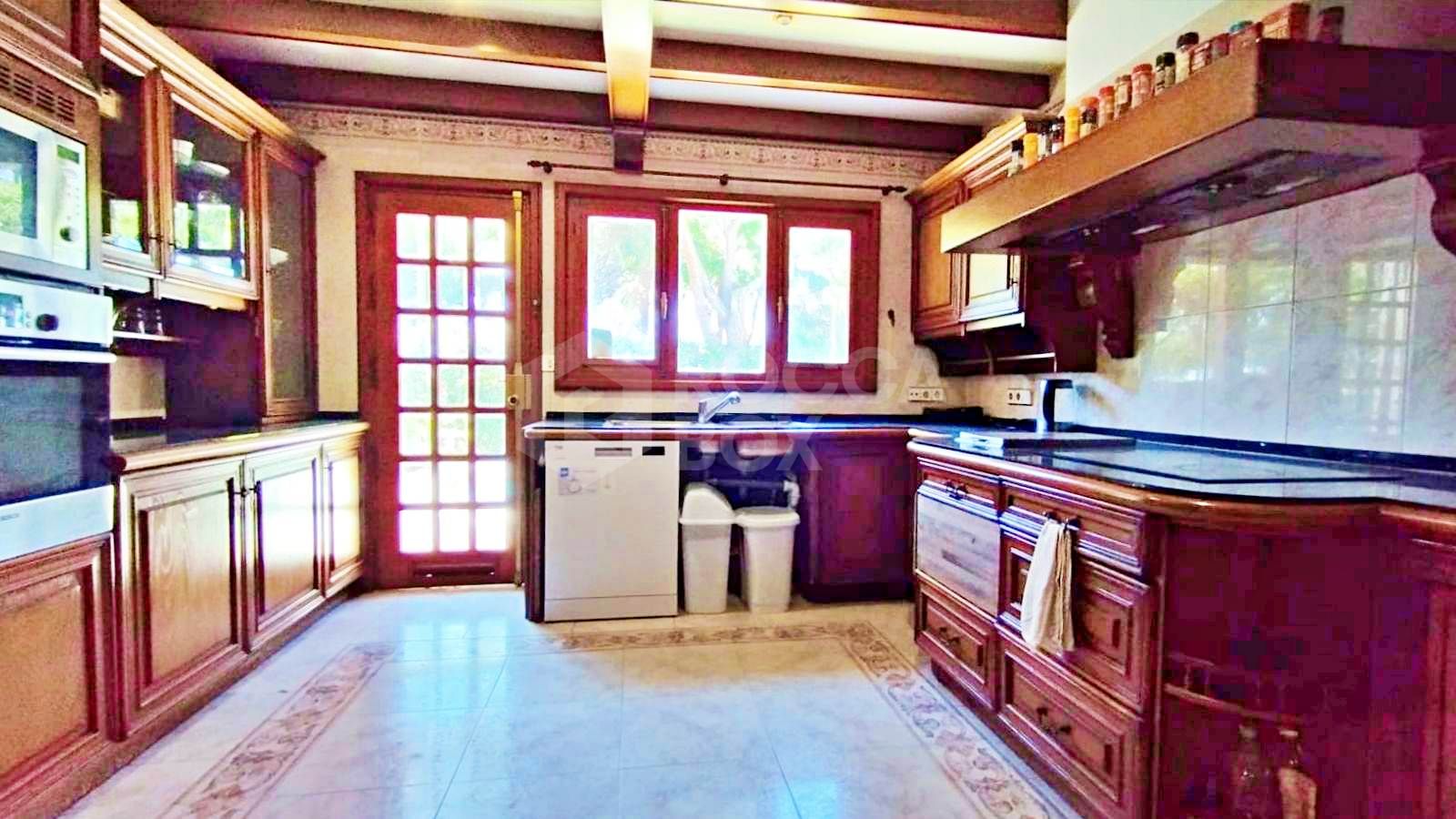 Grand Beachside Villa for renovation in Marbella East