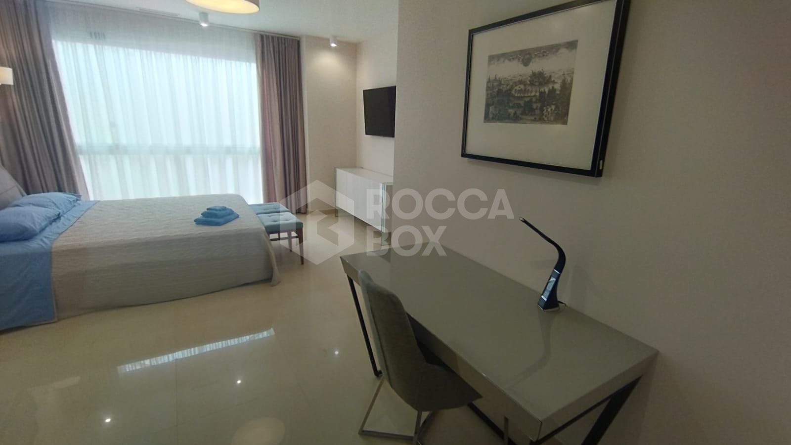 Premium Residence on the seafront in Puerto Banús. Marbella.