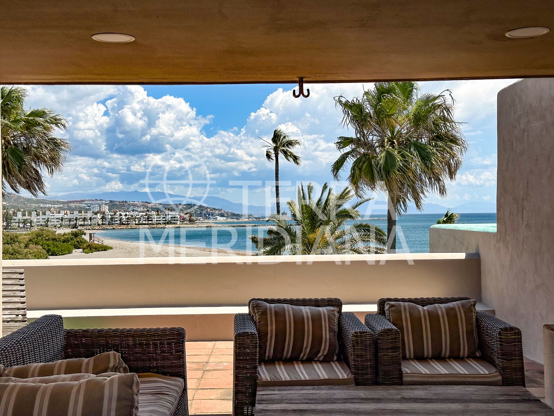 Semi Detached House in Los Lacasitos, Sotogrande