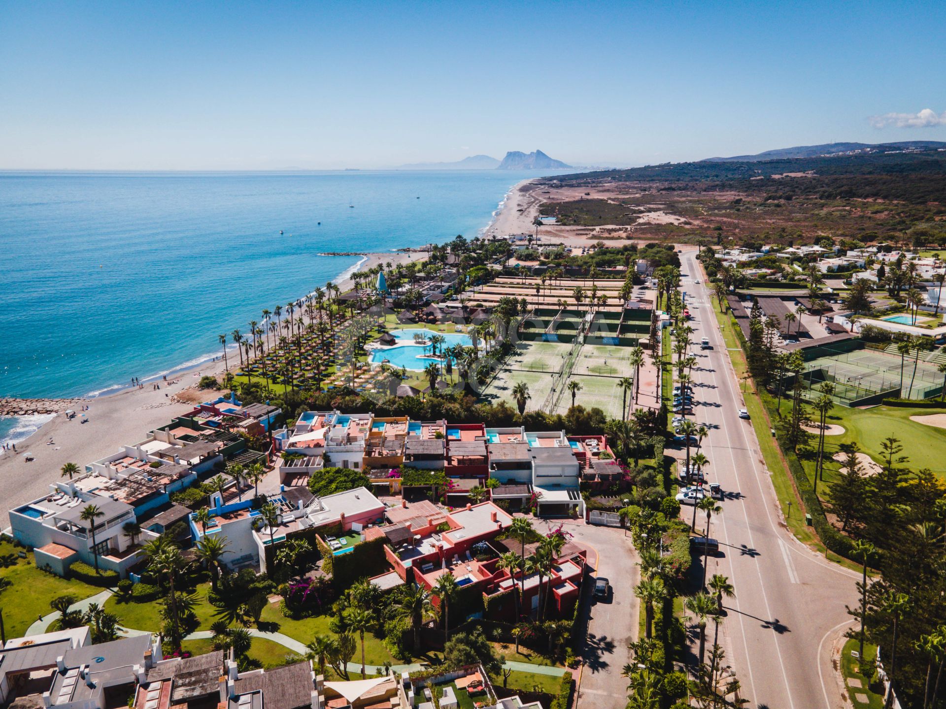 Exceptional Semi-Detached Beachfront Townhouse in Los Lacasitos, Sotogrande